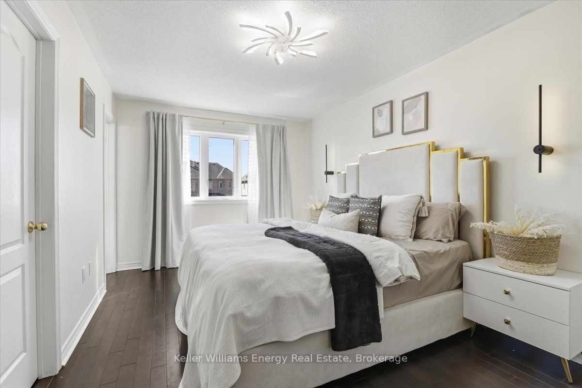 2464 Earl Grey Avenue Property Photo 14