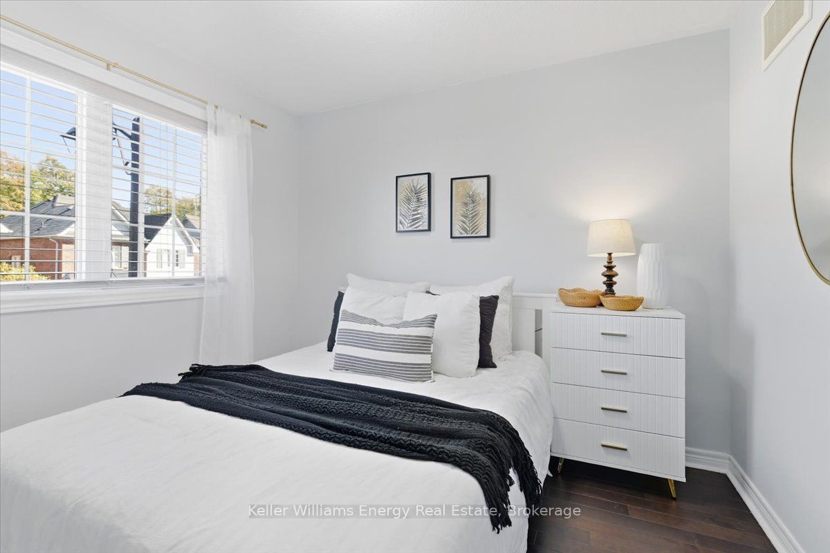 2464 Earl Grey Avenue Property Photo 19