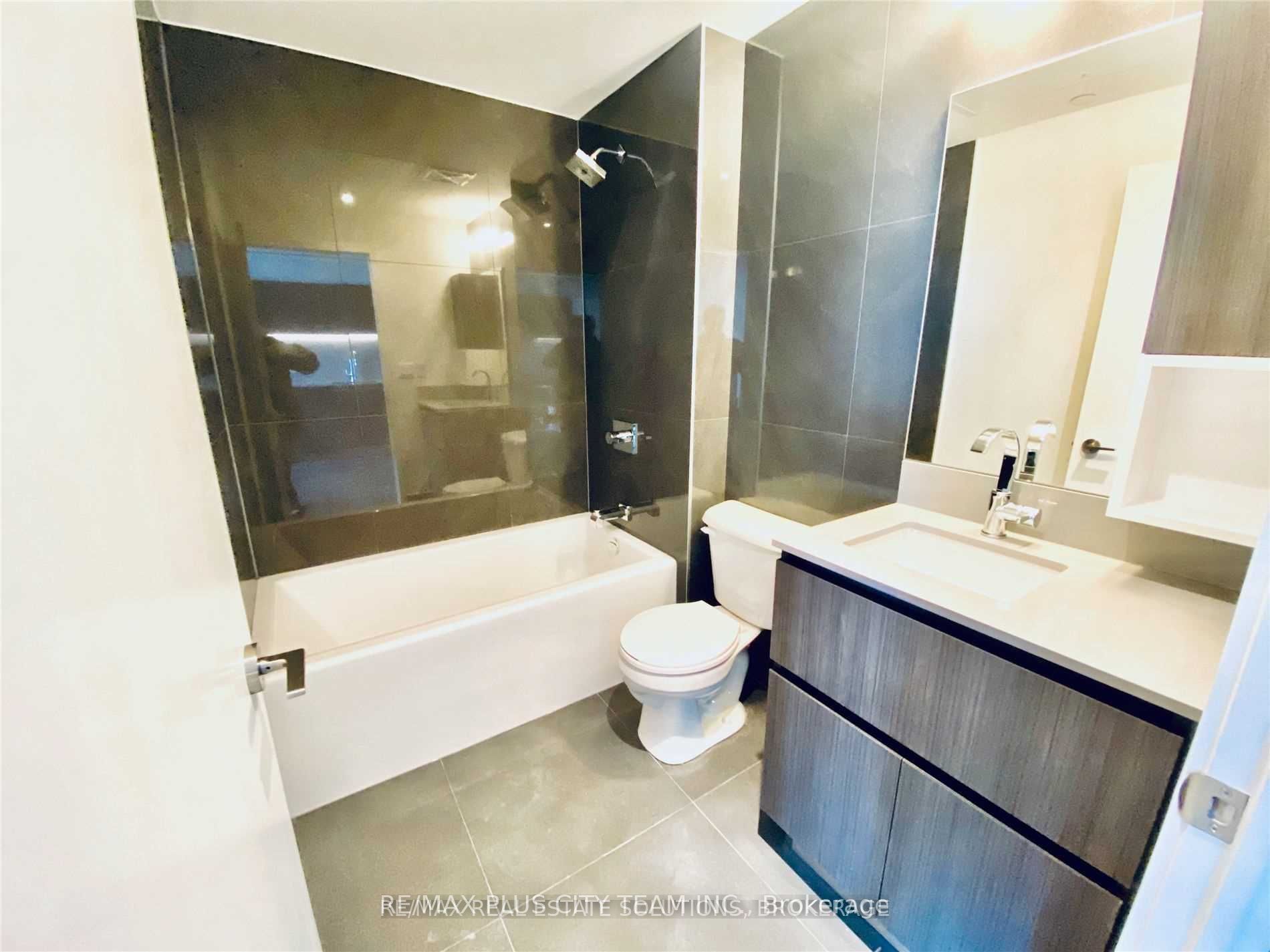 30 Baseball Place 1025 Property Photo 13