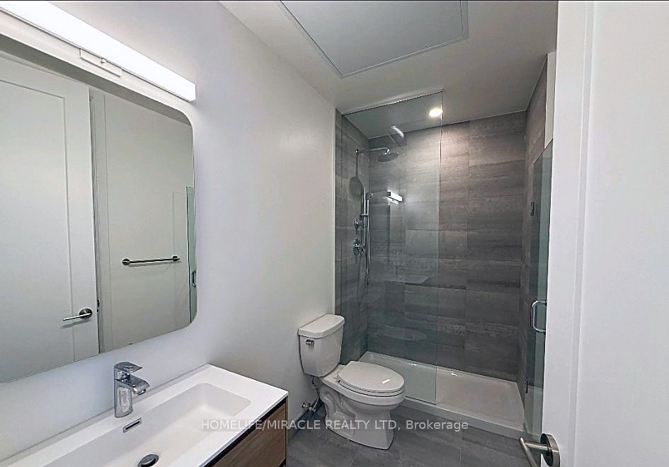 800 Broadview Avenue 404 Property Photo 20