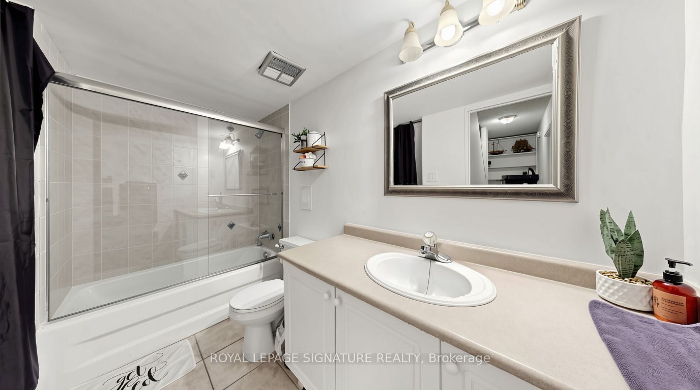 454 Centre Street S 402 Property Photo 20