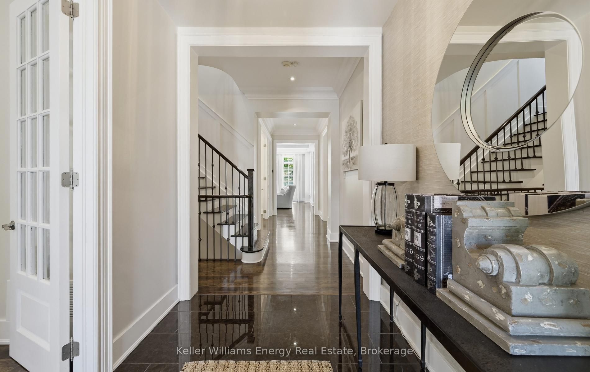7 Woodington Court Property Photo 2