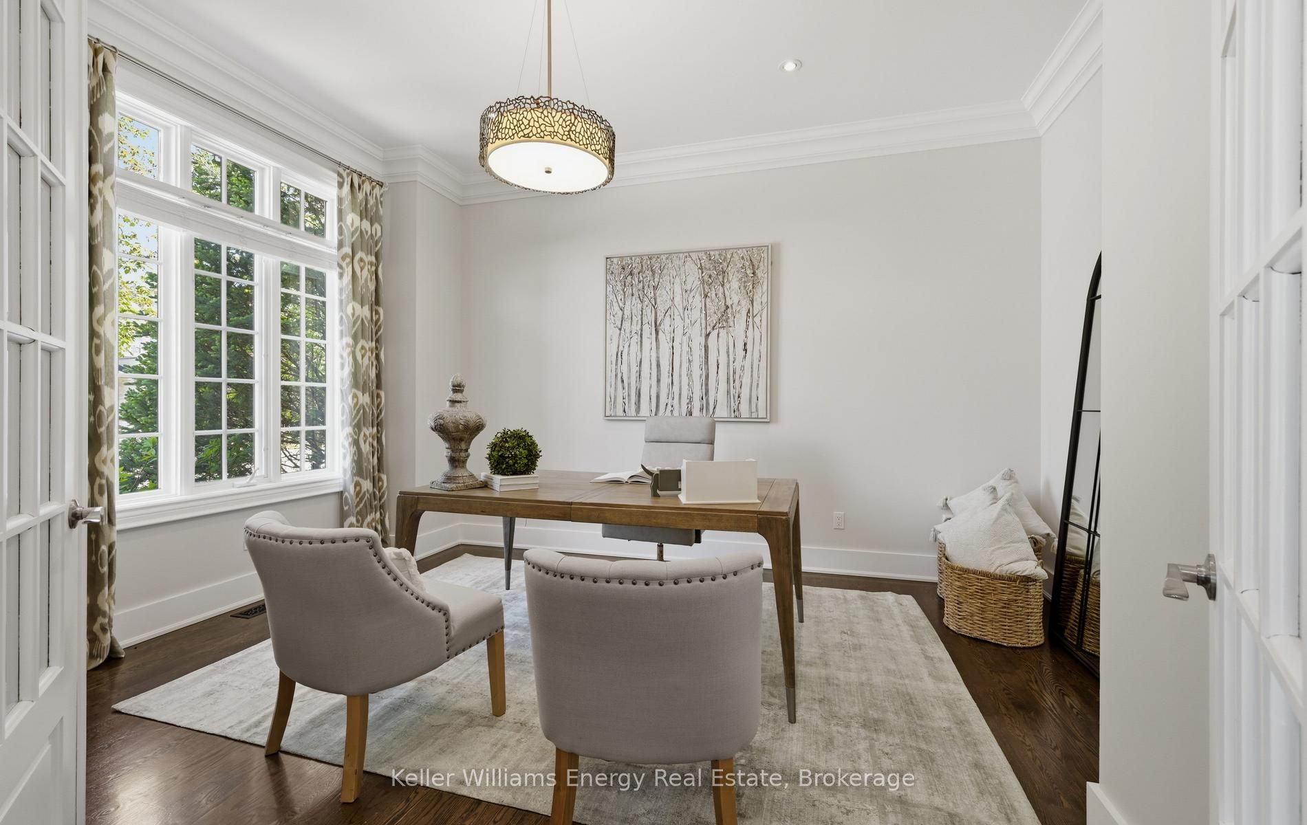 7 Woodington Court Property Photo 4