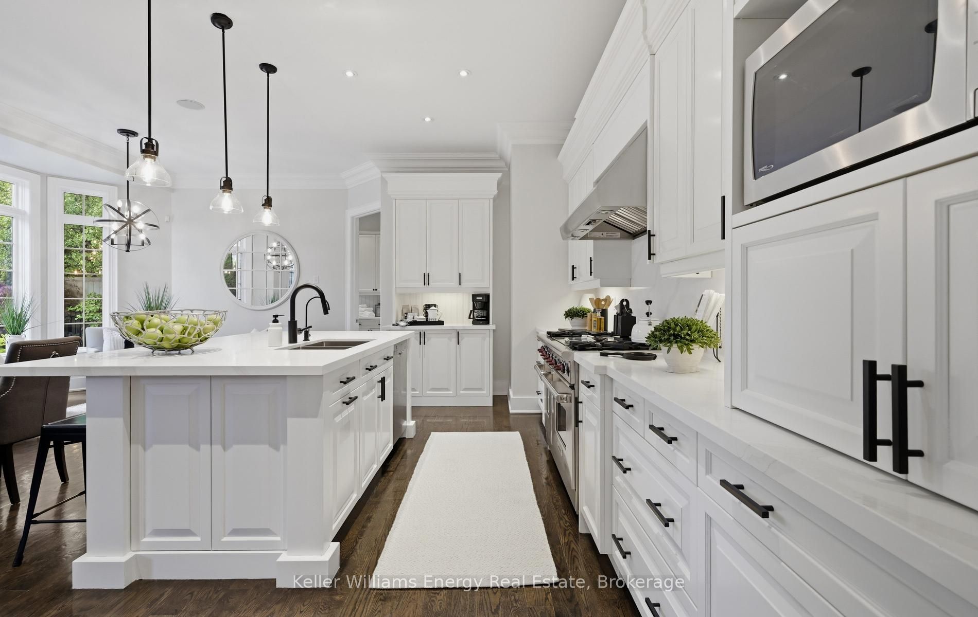 7 Woodington Court Property Photo 8