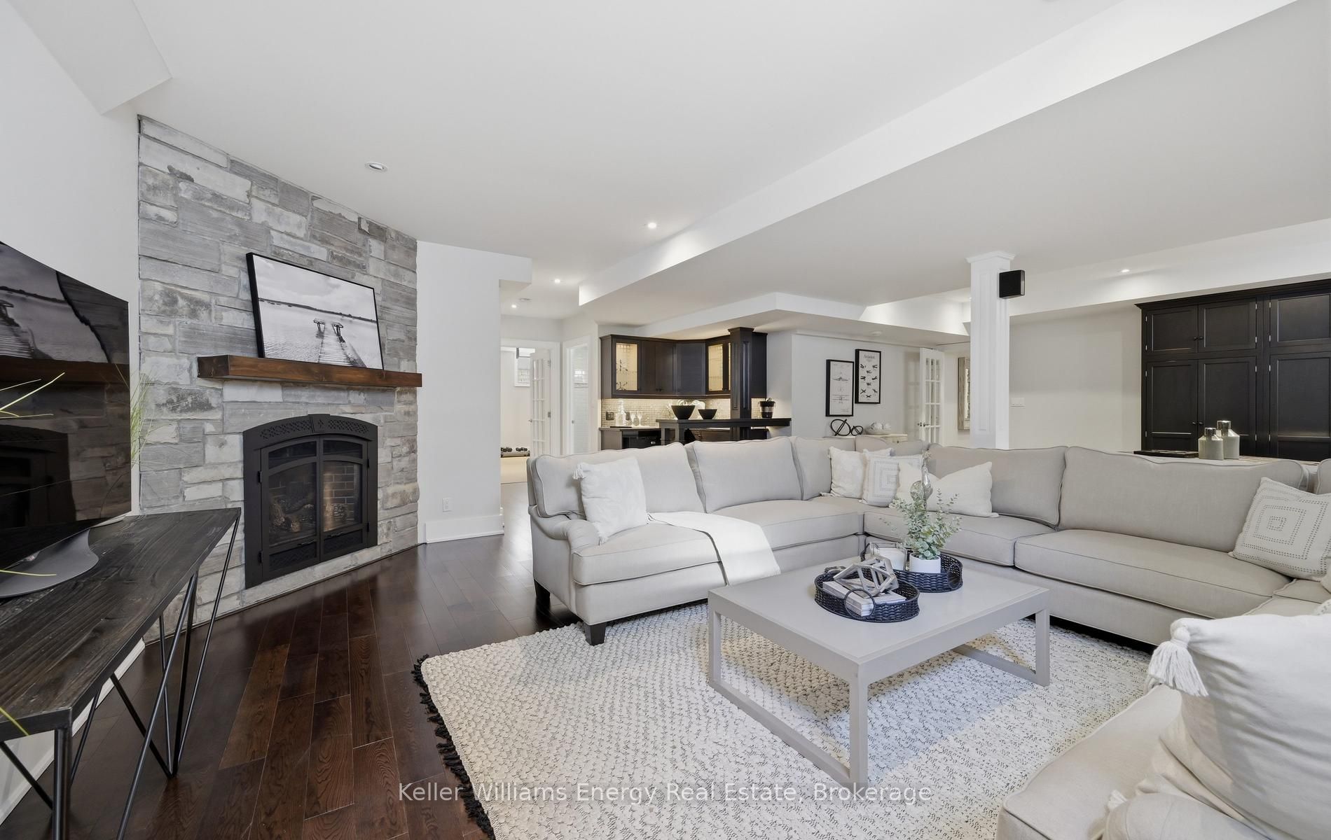 7 Woodington Court Property Photo 40