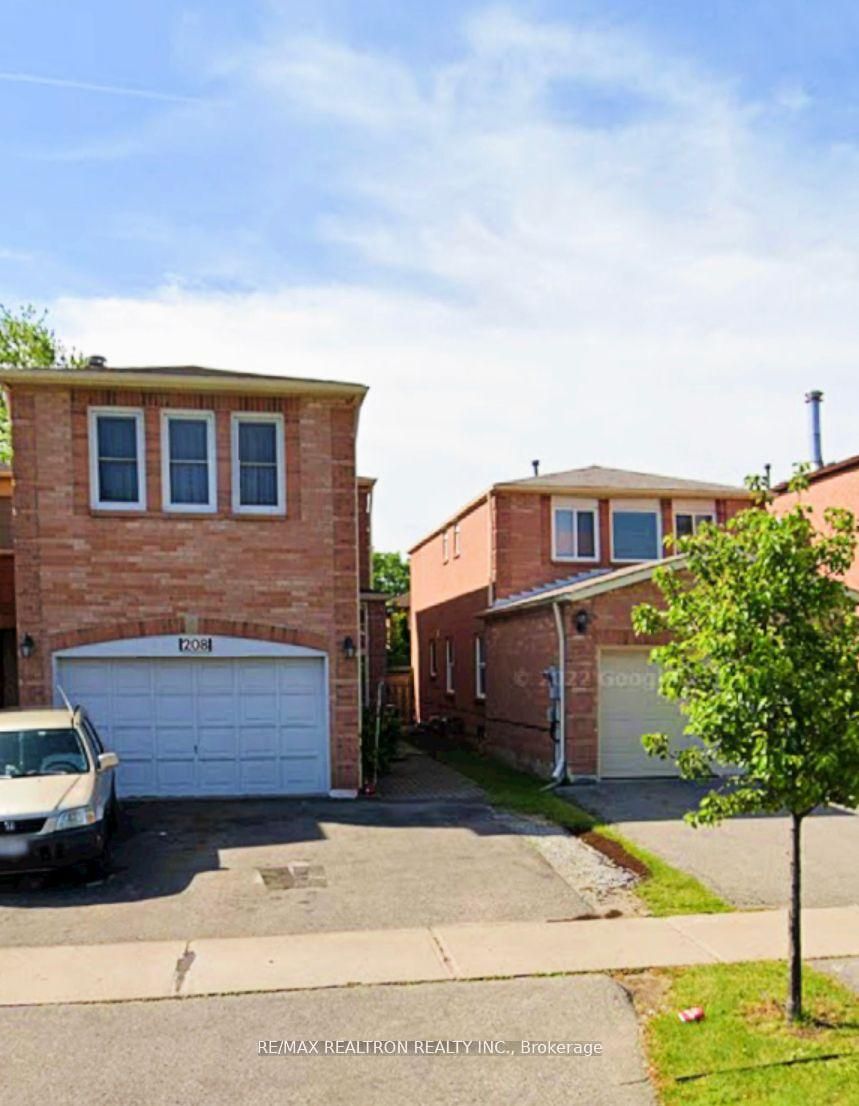 208 Roxanne Crescent Lower Property Photo 1