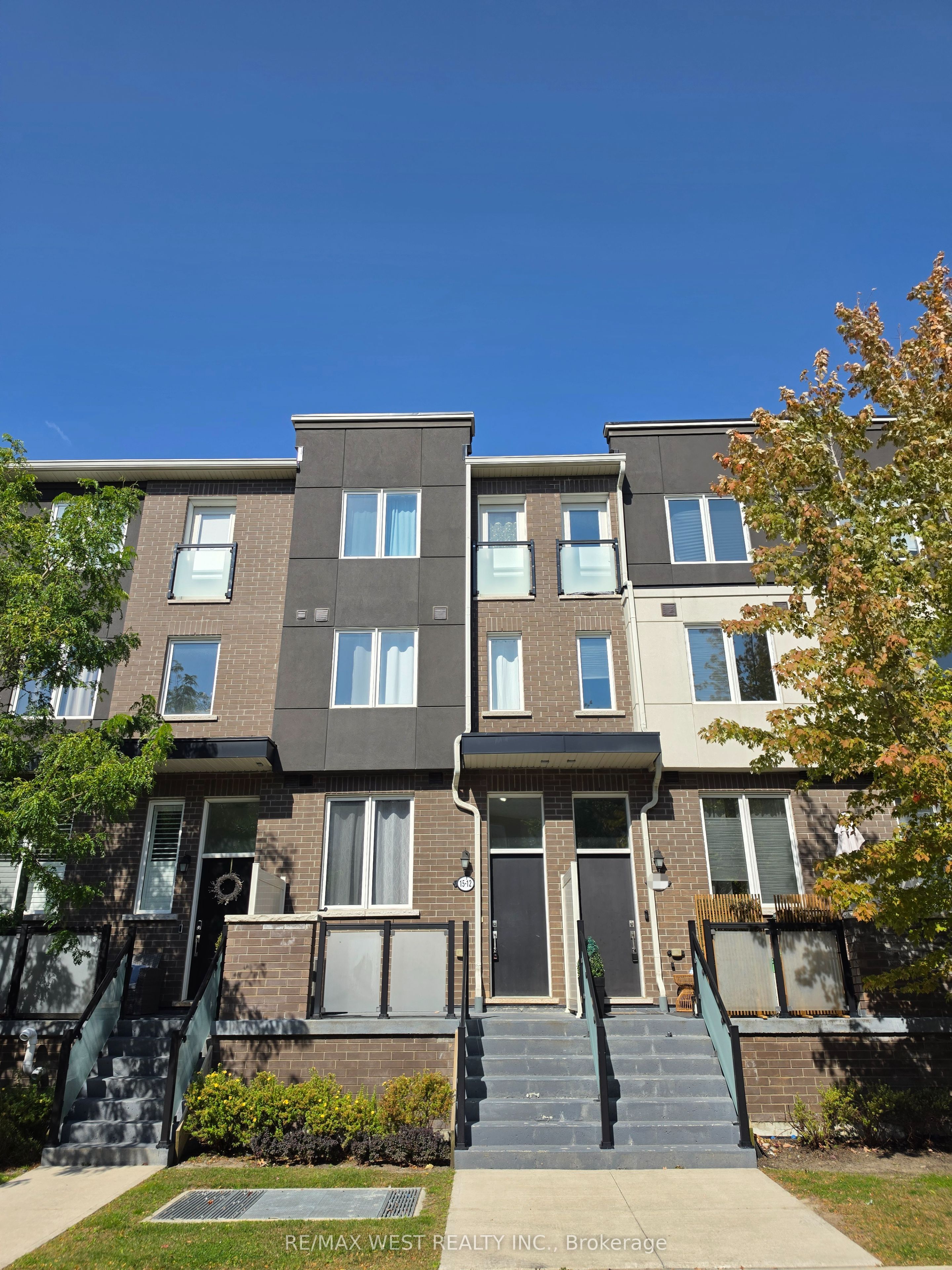 15 Heron Park Place 12 Property Photo 1