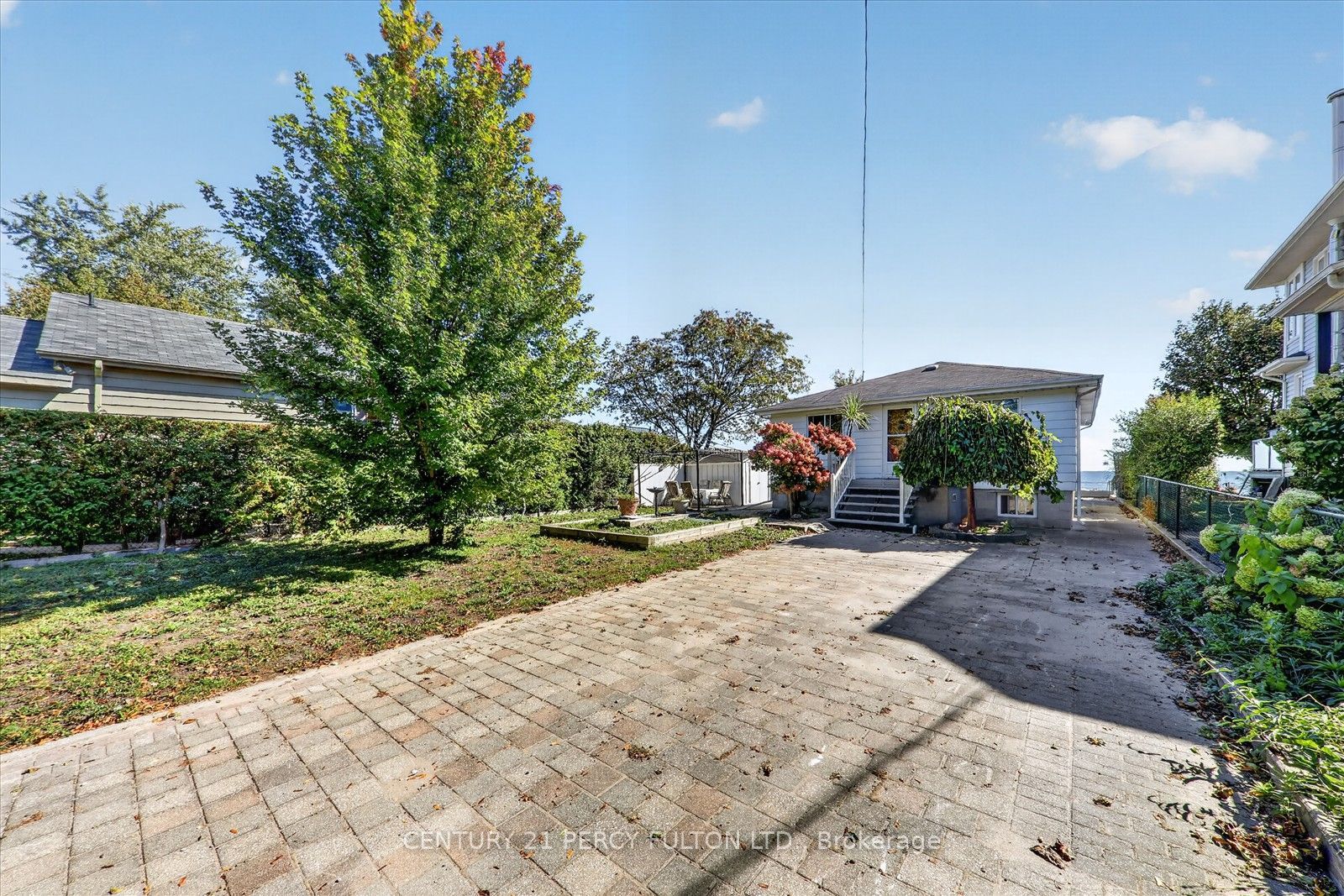 135 Cedar Crest Beach Road Property Photo 6