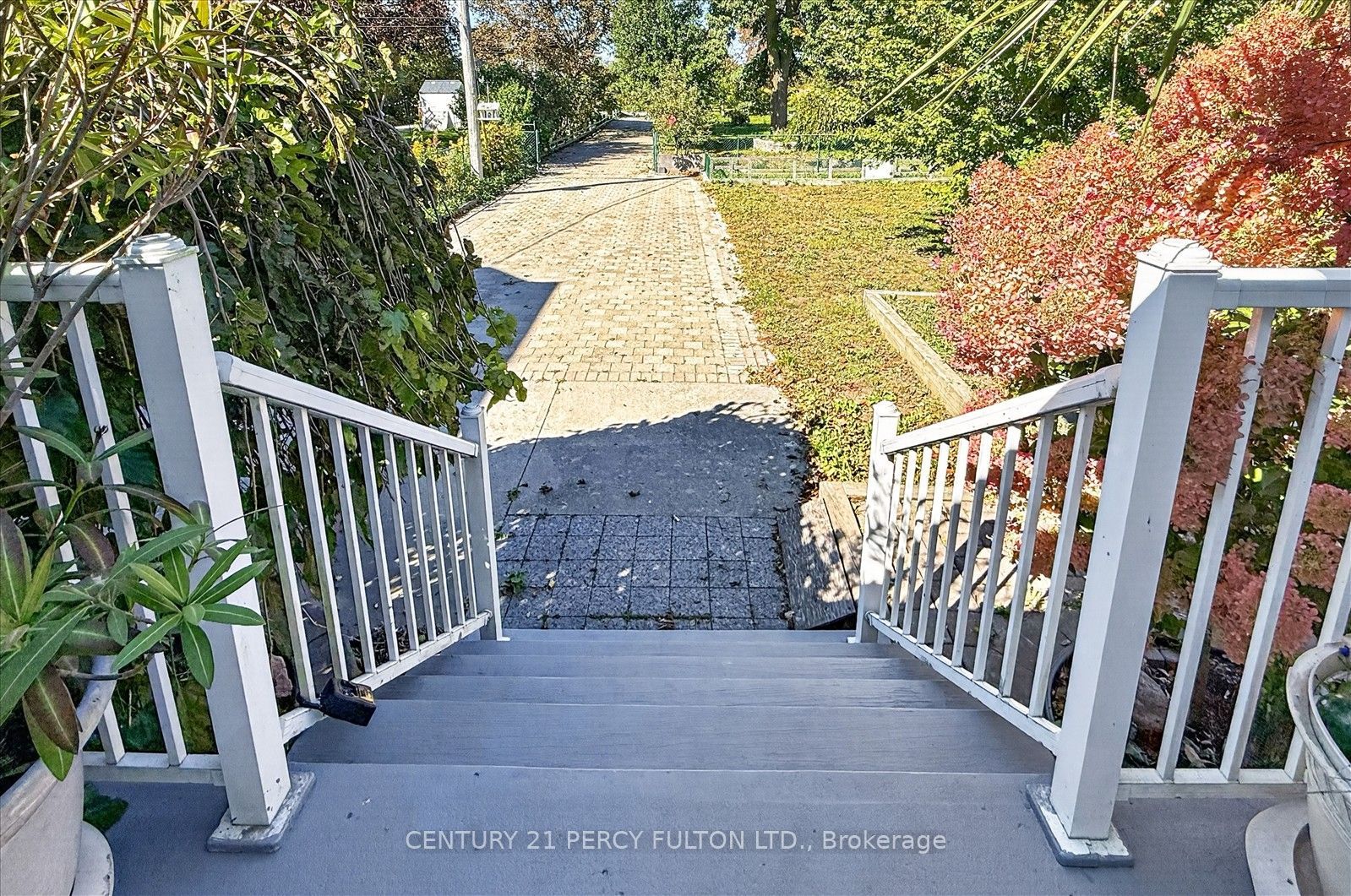 135 Cedar Crest Beach Road Property Photo 10