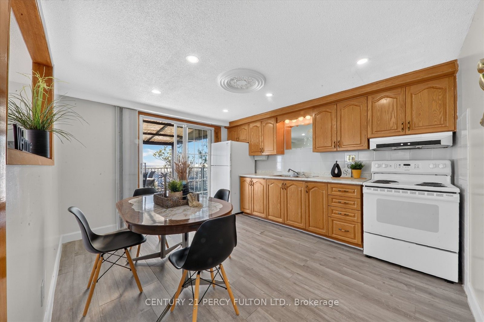 135 Cedar Crest Beach Road Property Photo 28