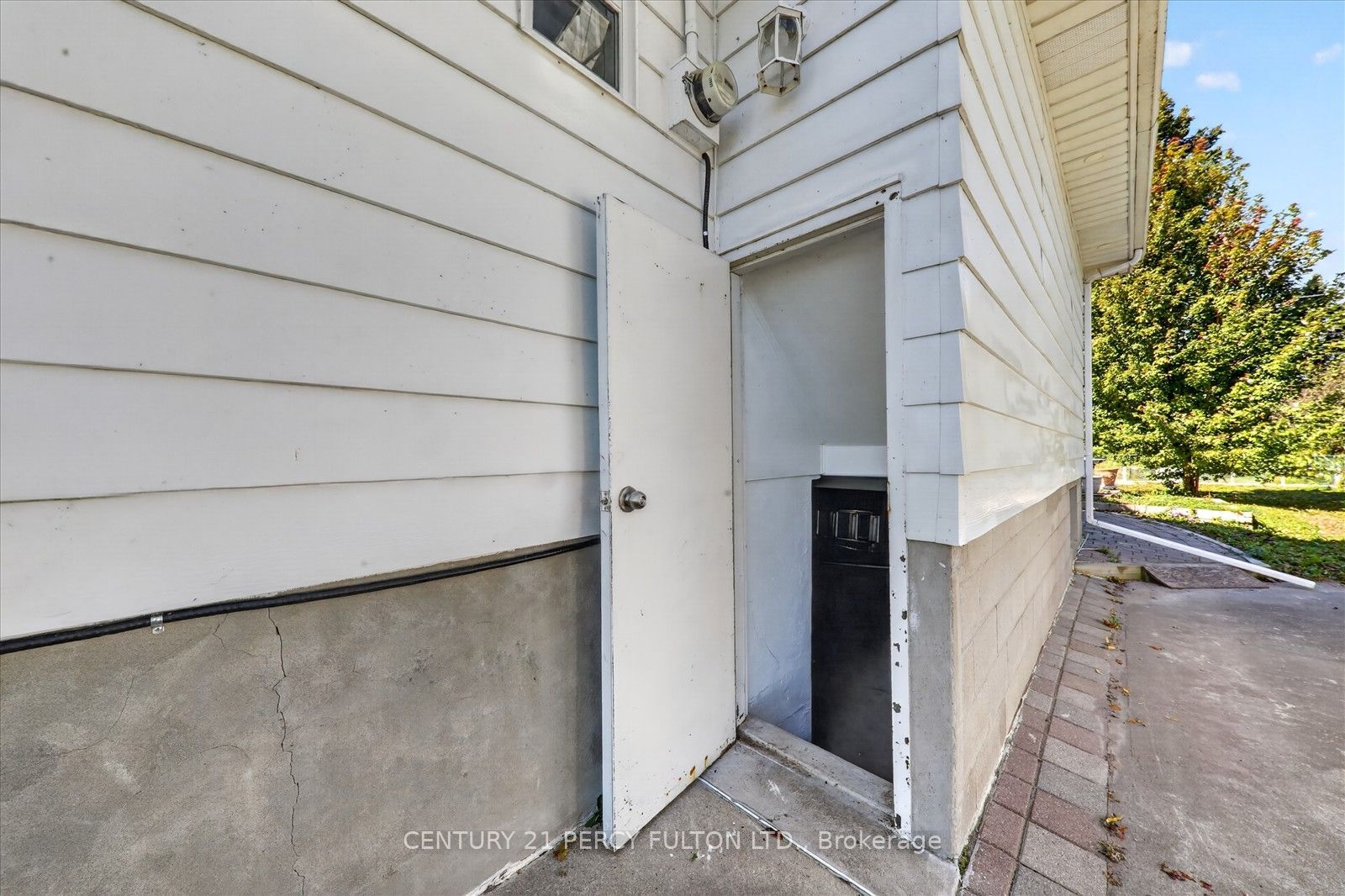 135 Cedar Crest Beach Road Property Photo 36