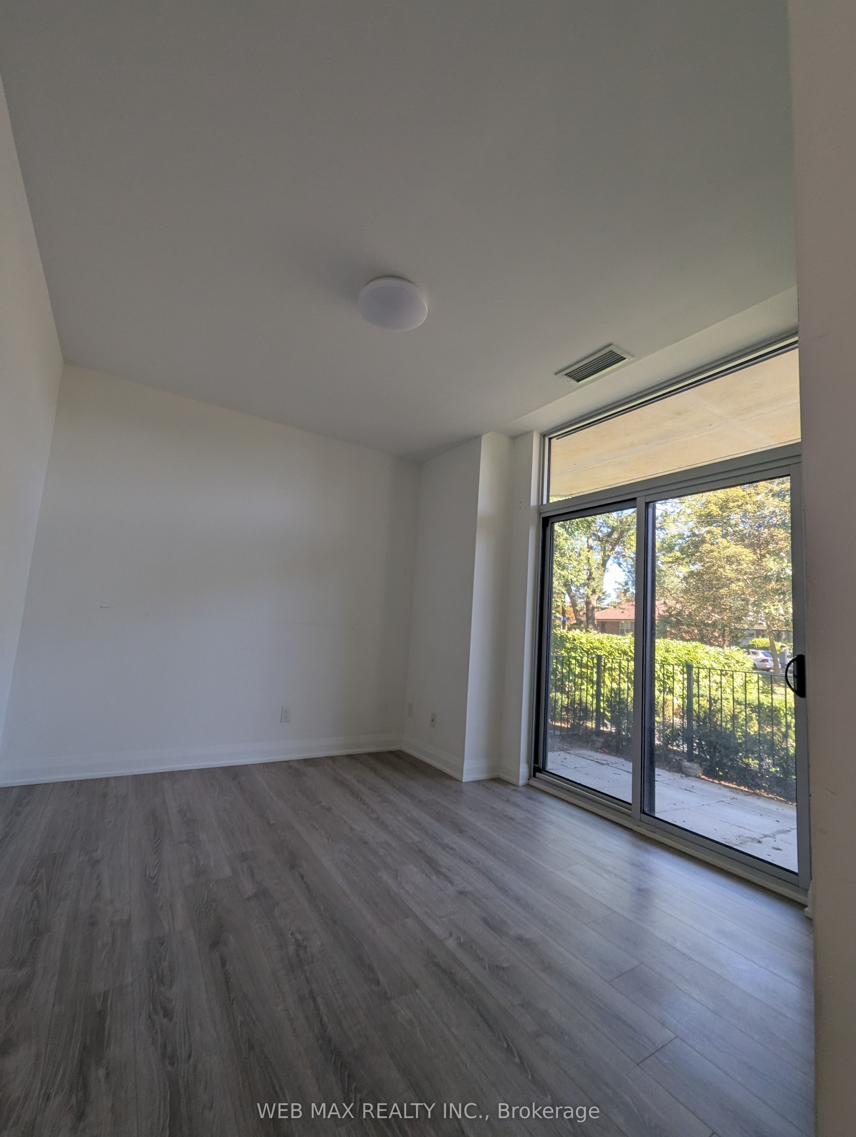 3655 Kingston Road 114 Property Photo 12