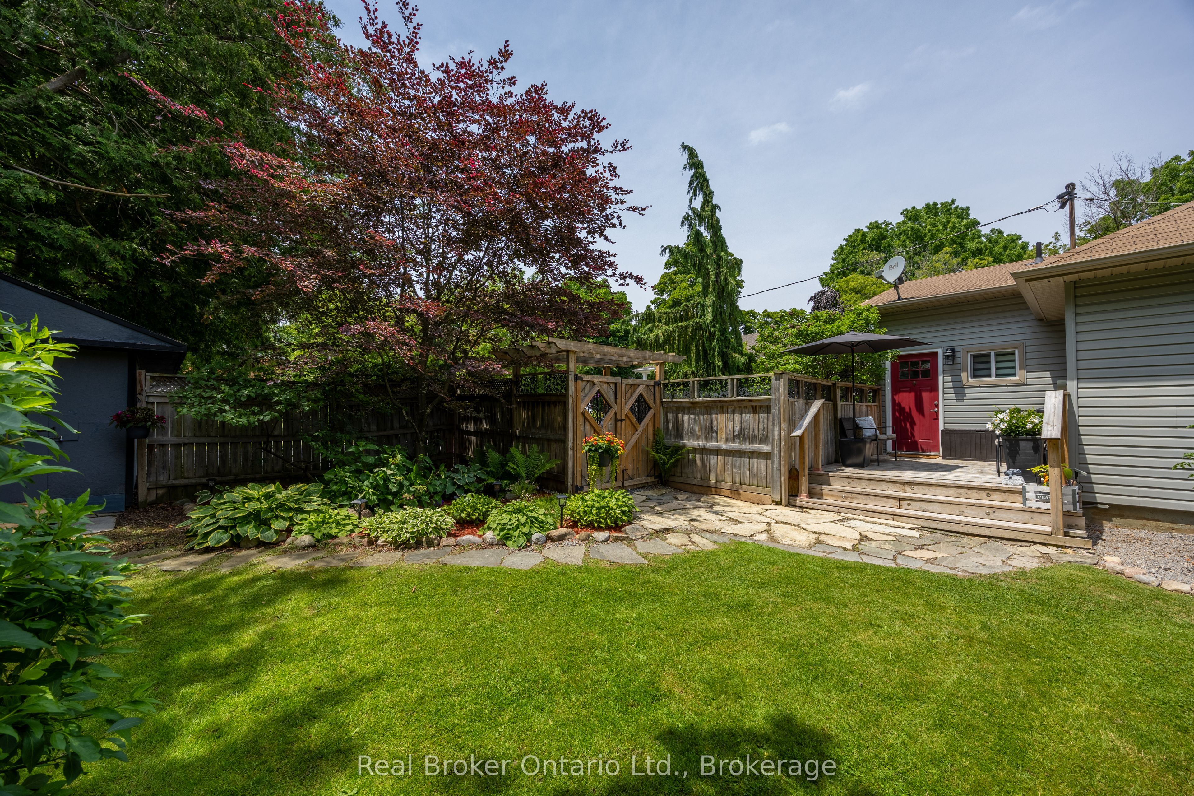 45 Centre Street Property Photo 3