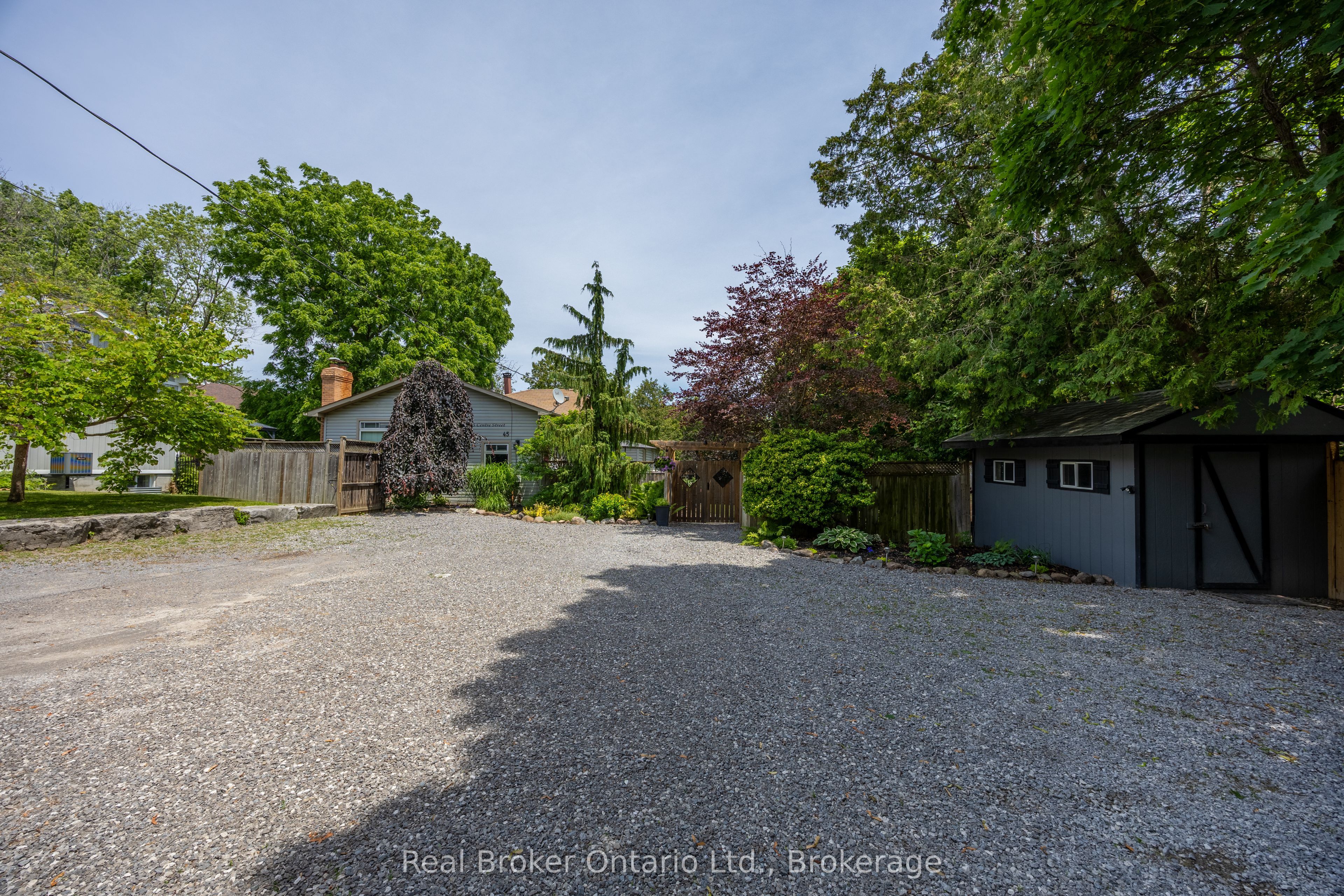 45 Centre Street Property Photo 7