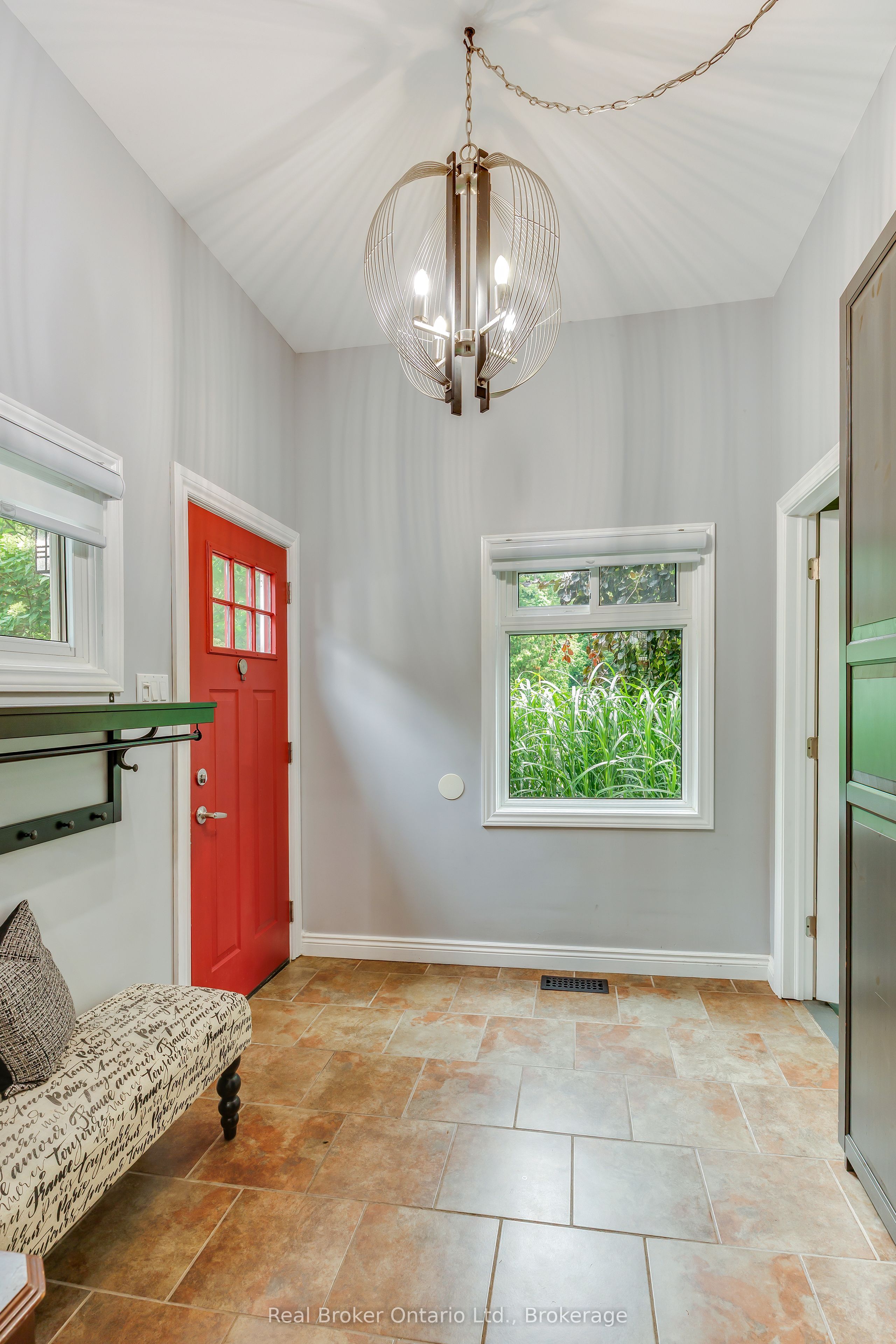 45 Centre Street Property Photo 11