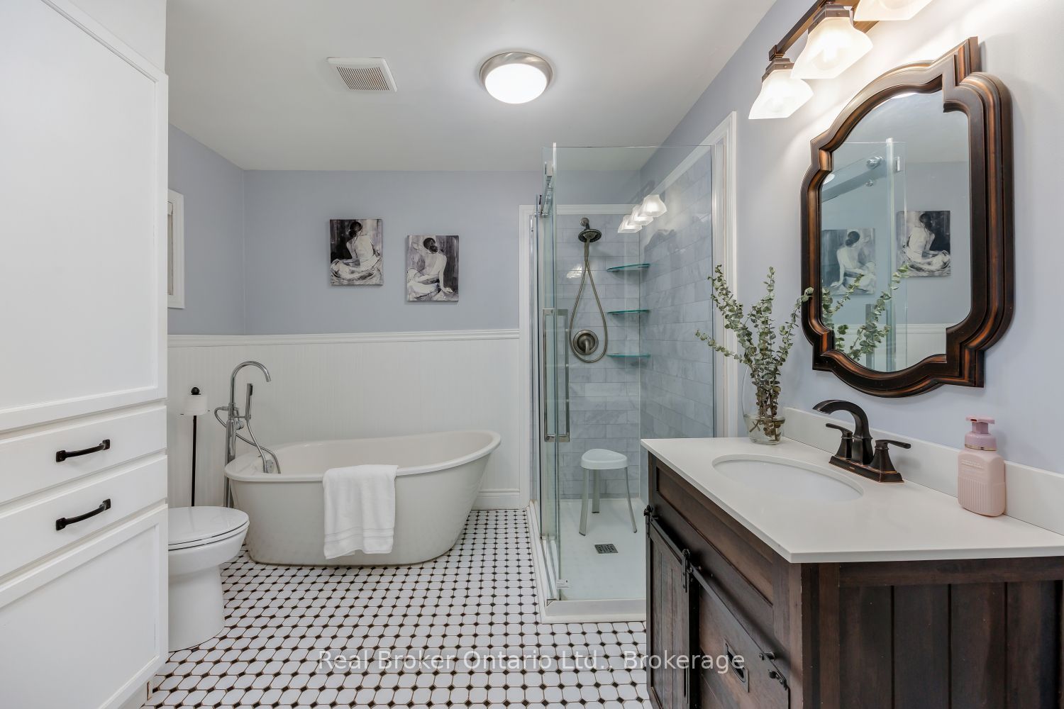 45 Centre Street Property Photo 29