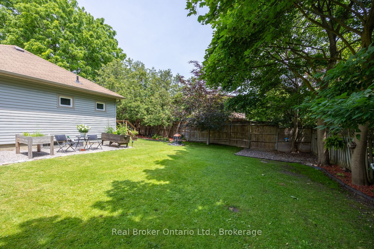 45 Centre Street Property Photo 47