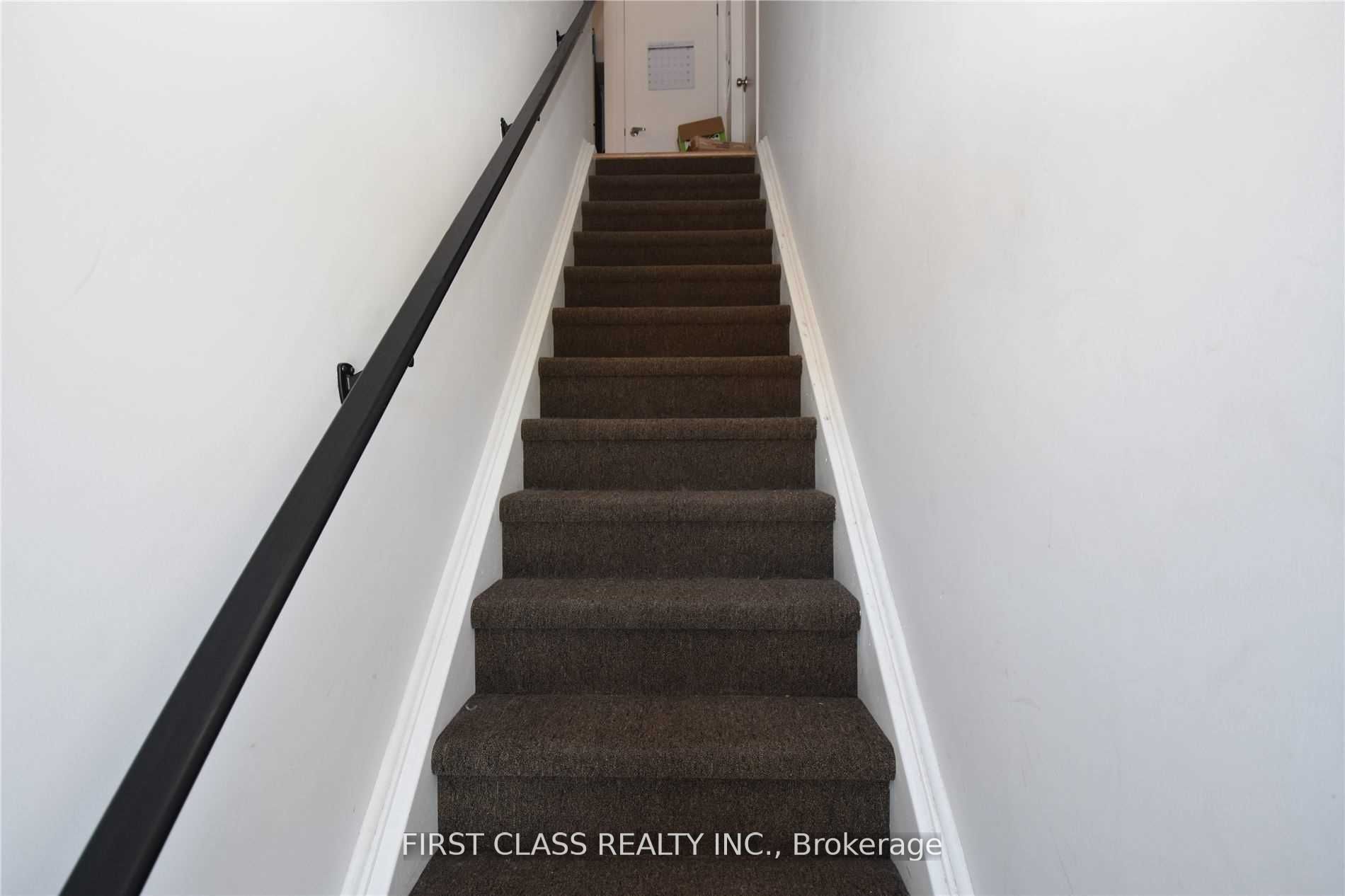 1760 Simcoe Street N 88-2 Property Photo 2