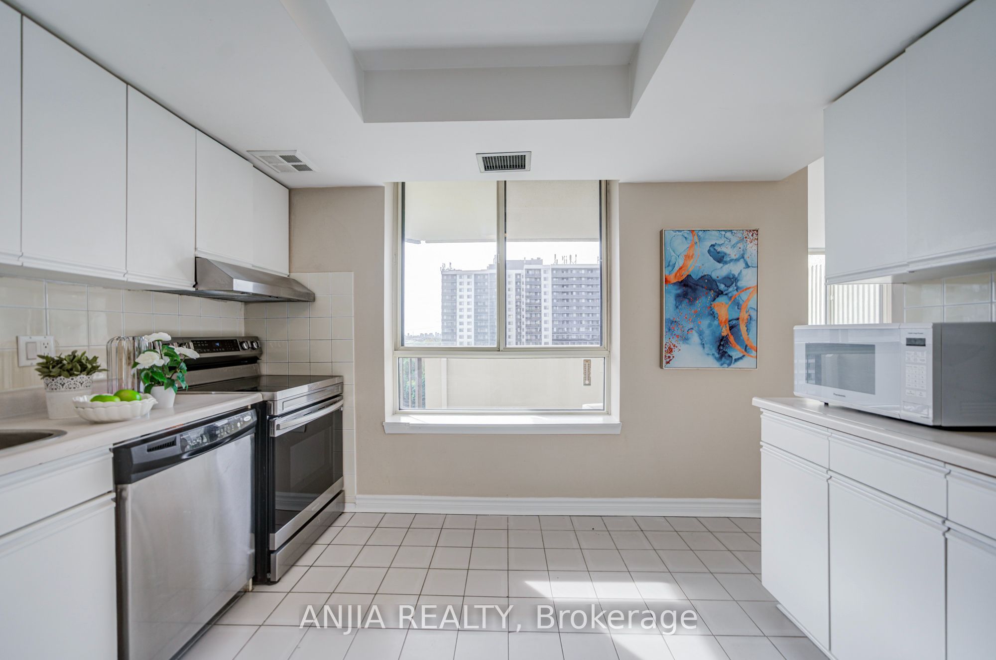 275 Bamburgh Circle 1107 Property Photo 21
