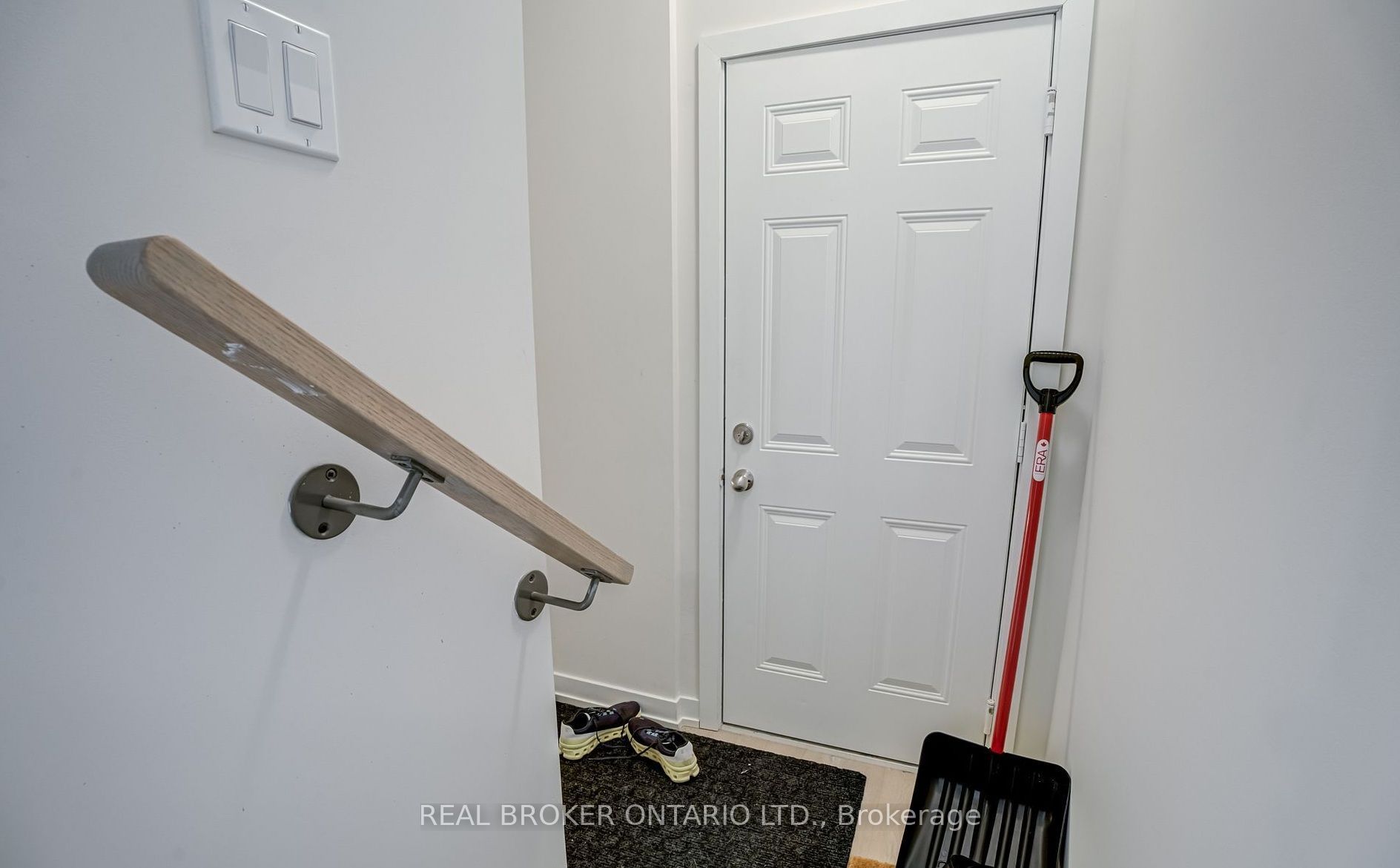 400 Finch Avenue 20a Property Photo 4