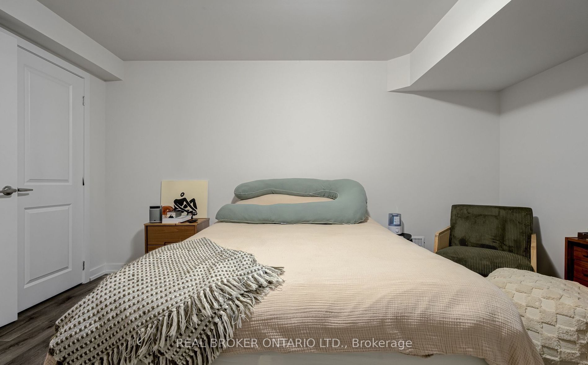 400 Finch Avenue 20a Property Photo 25