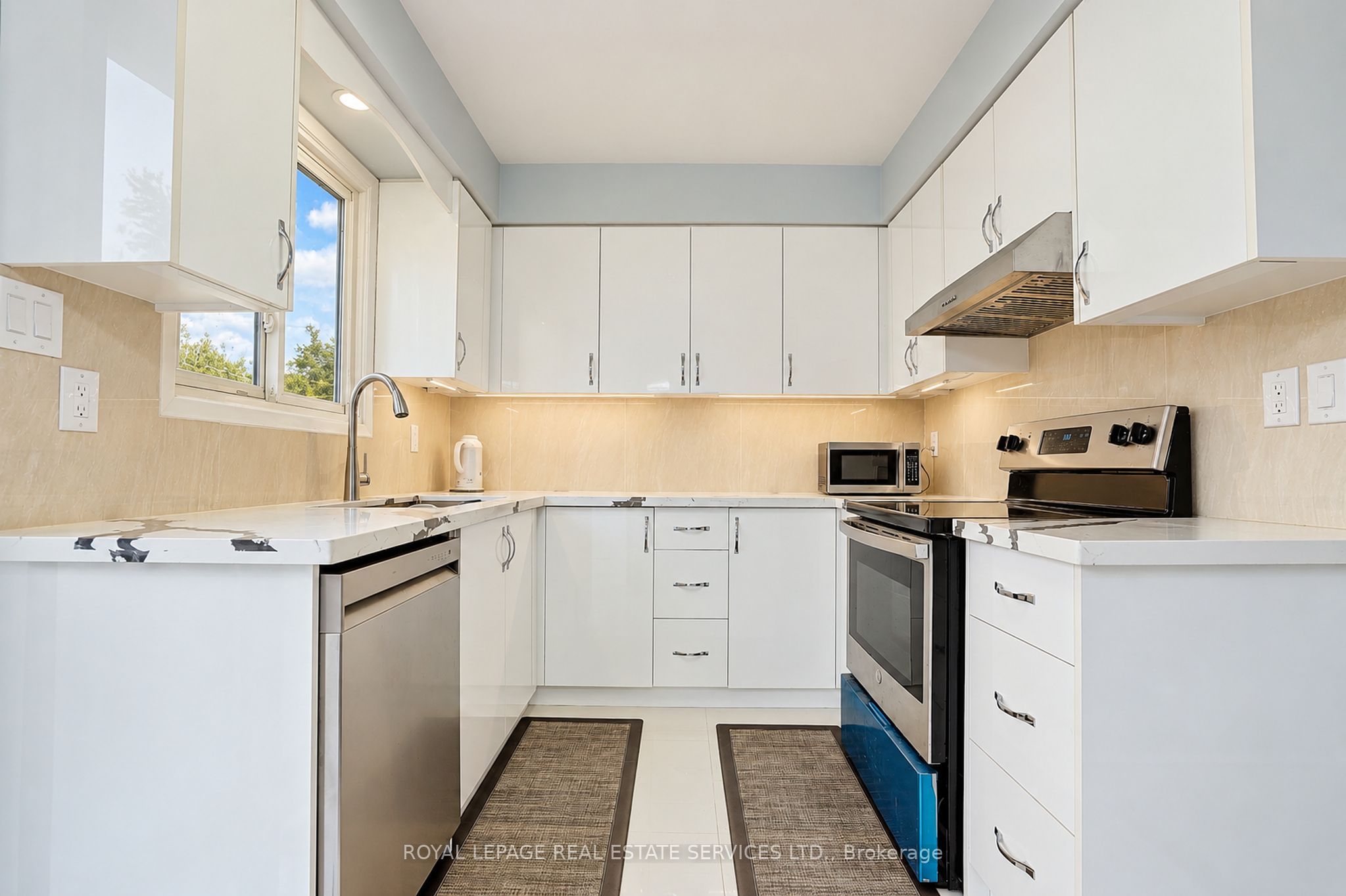 10 Reidmount Avenue 10 Property Photo 14