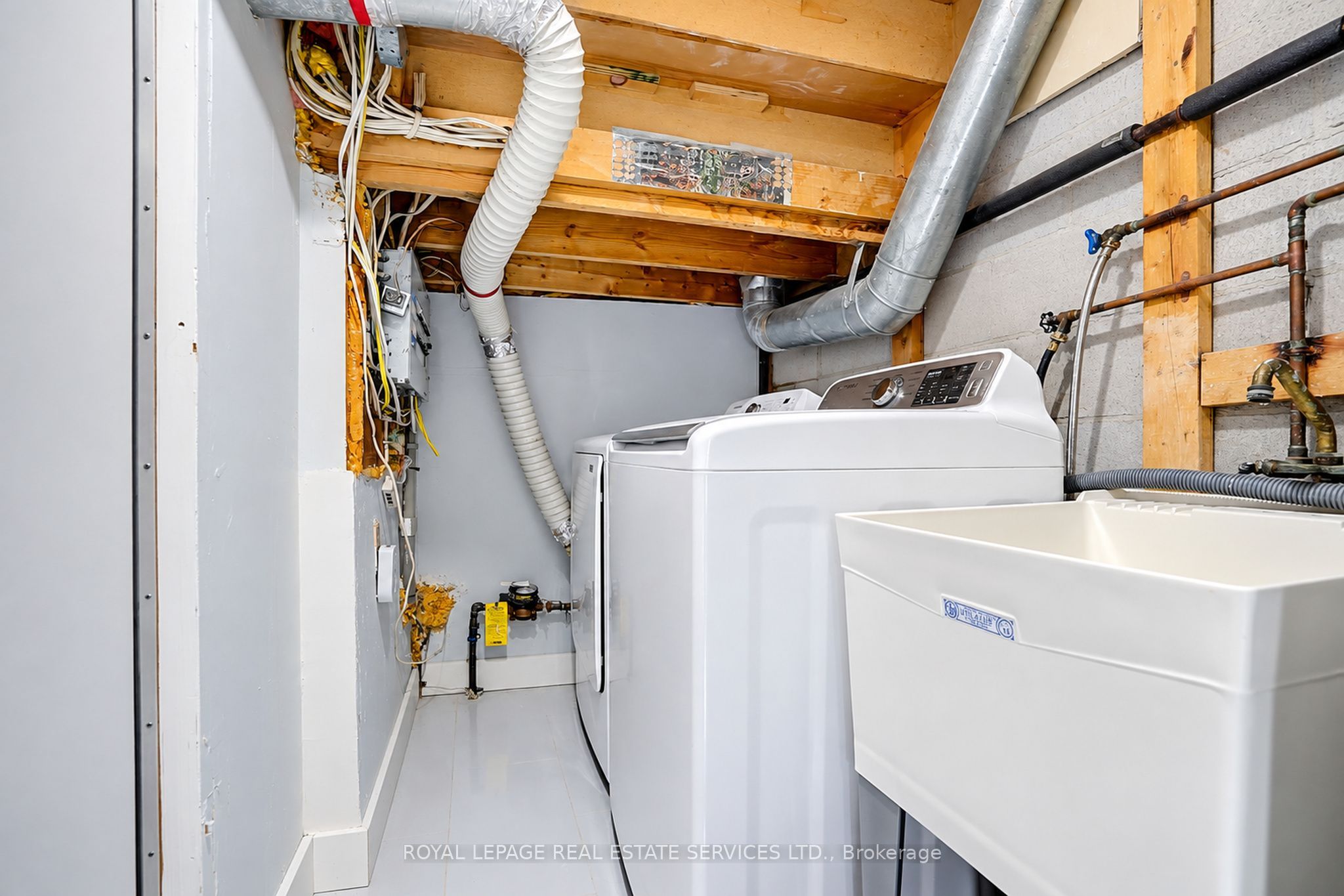 10 Reidmount Avenue 10 Property Photo 38