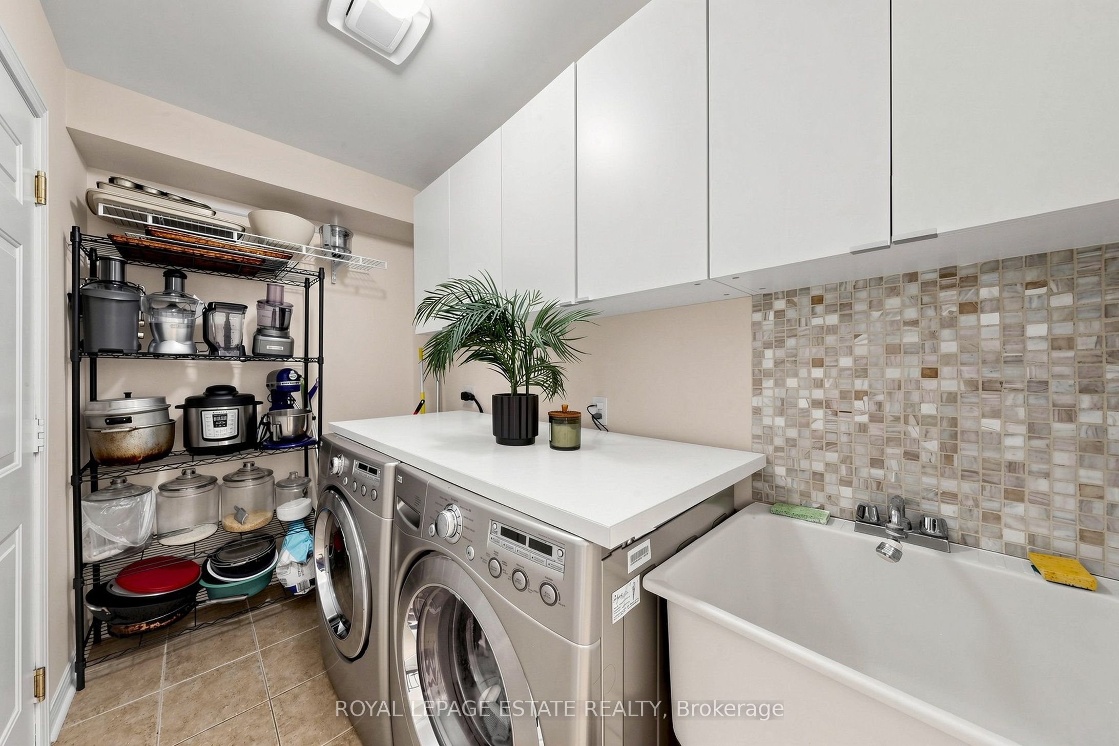 10 Dooley Crescent Property Photo 15