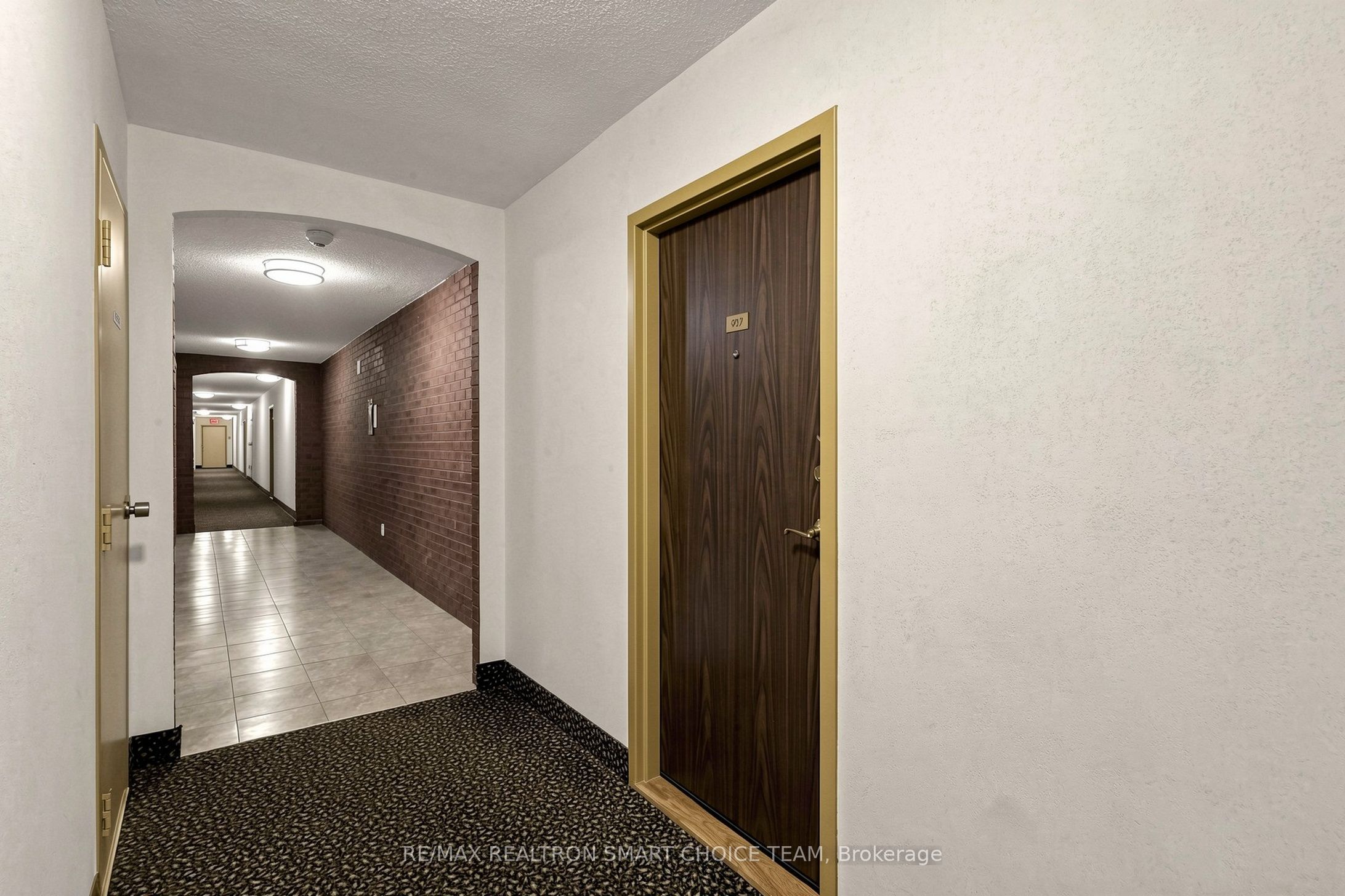 1250 Bridletowne Circle 907 Property Photo 4