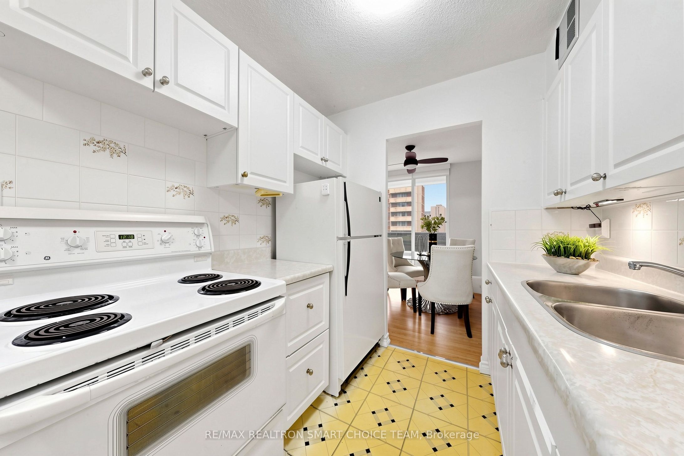 1250 Bridletowne Circle 907 Property Photo 12