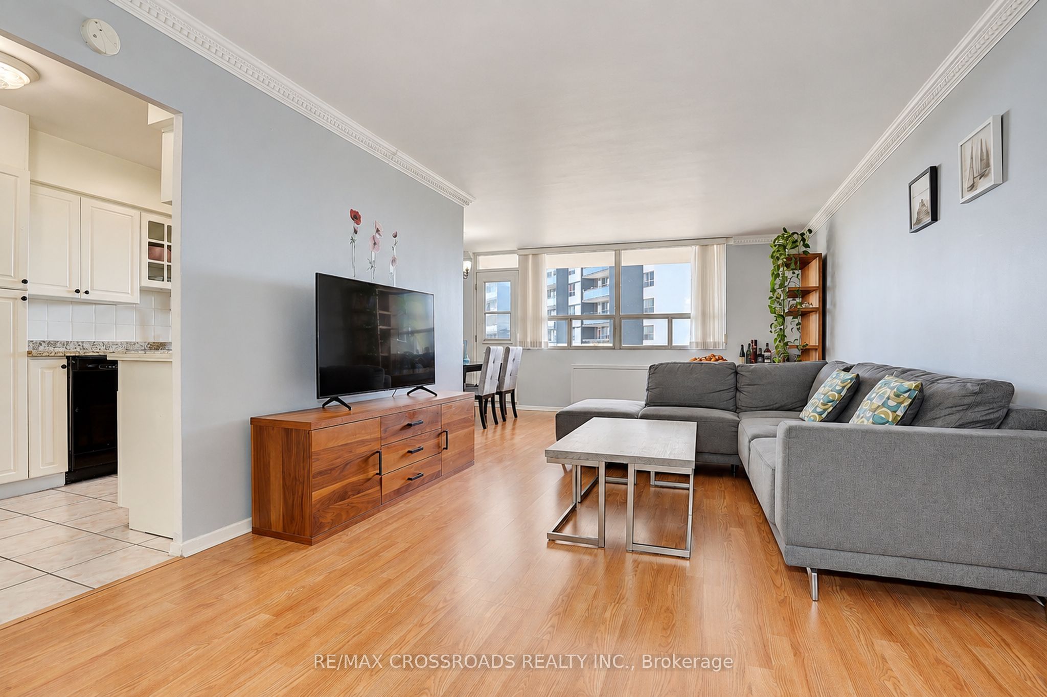 3420 Eglinton Avenue E 301 Property Photo 1