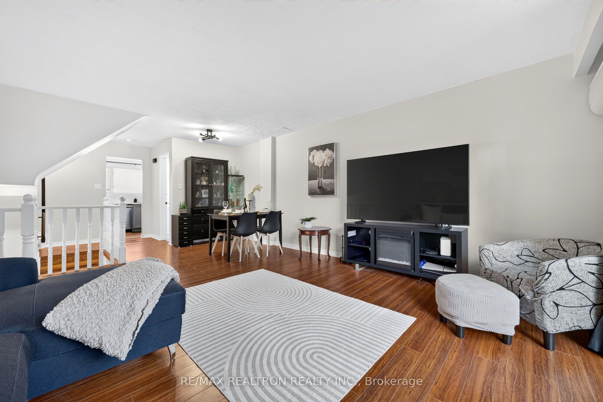 1185 Birchmount Road 5 Property Photo 7
