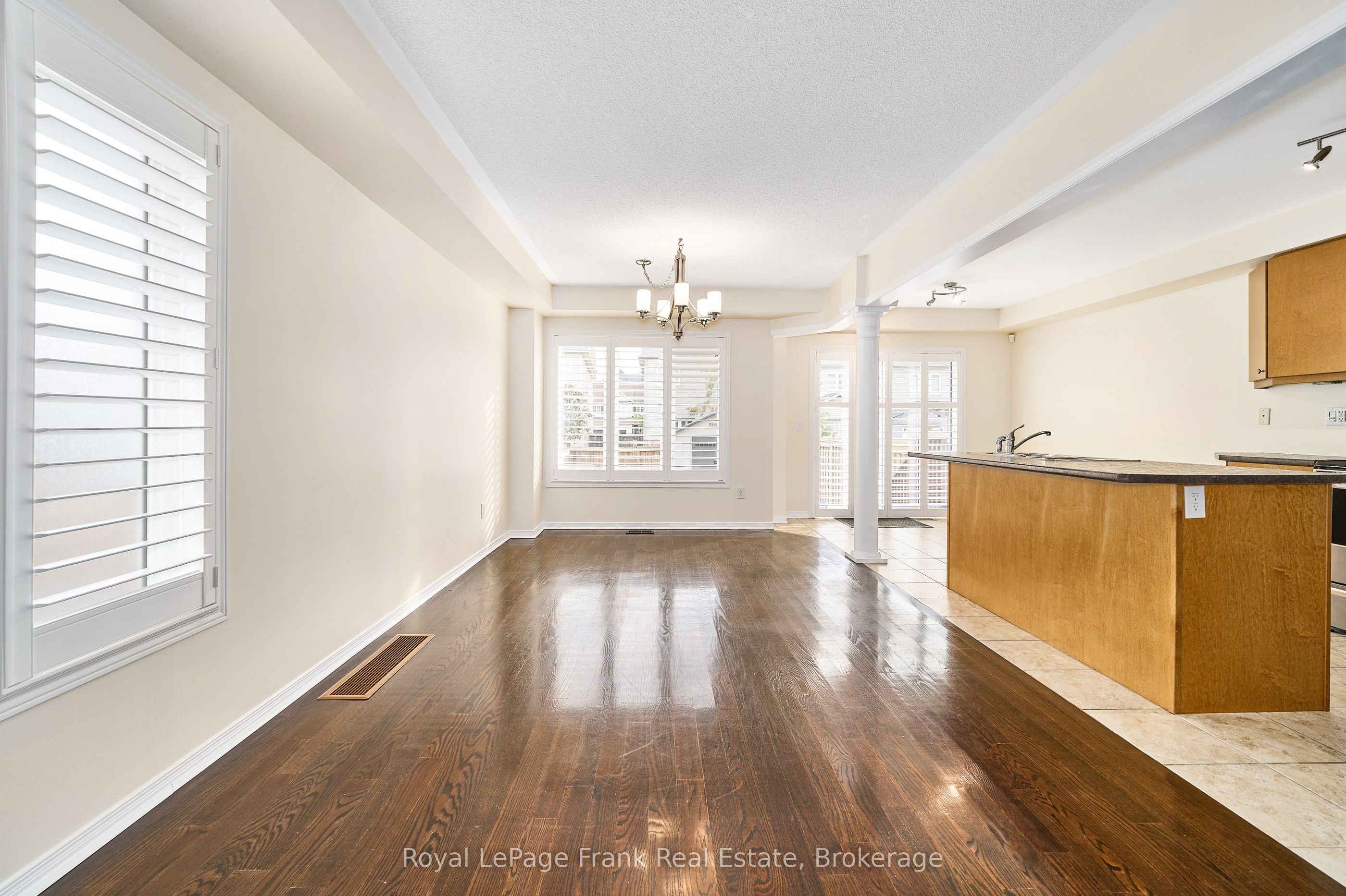 23 Southshore Street Property Photo 11
