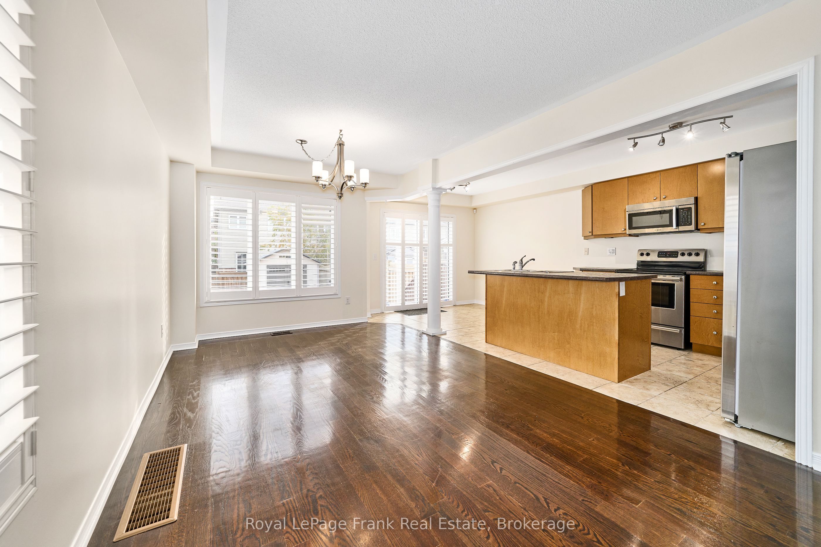 23 Southshore Street Property Photo 13