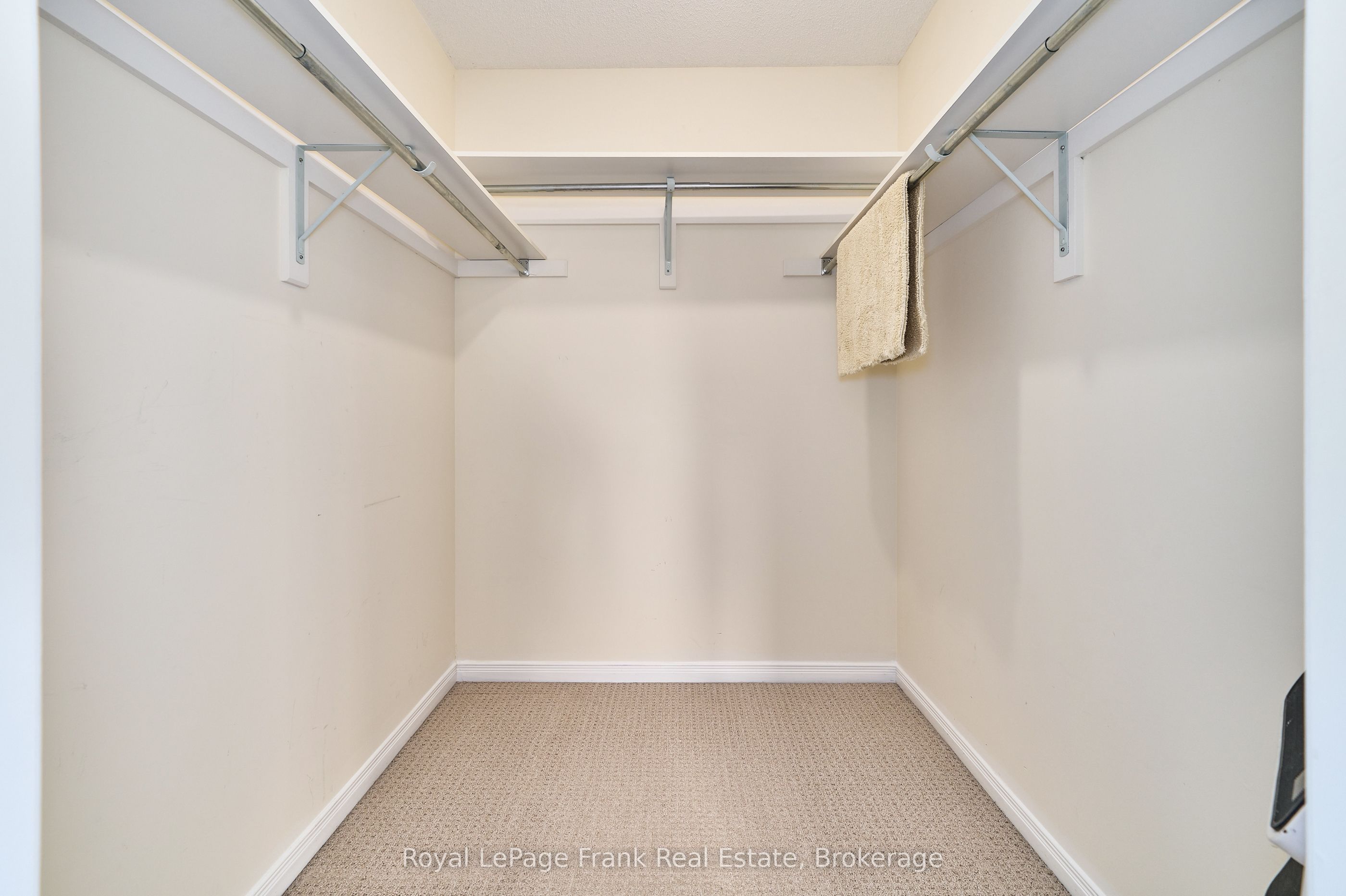 23 Southshore Street Property Photo 35