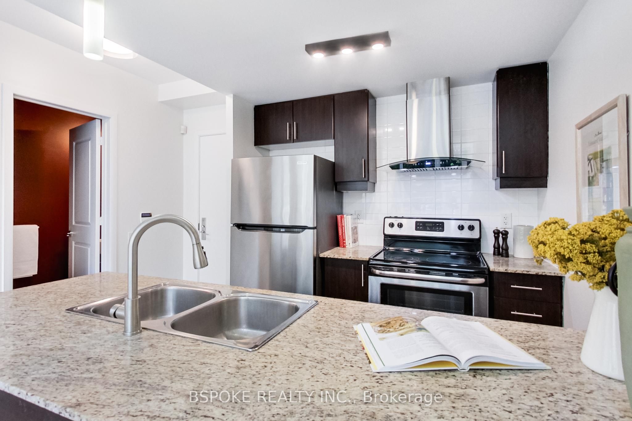 186 Borough Drive Property Photo 15