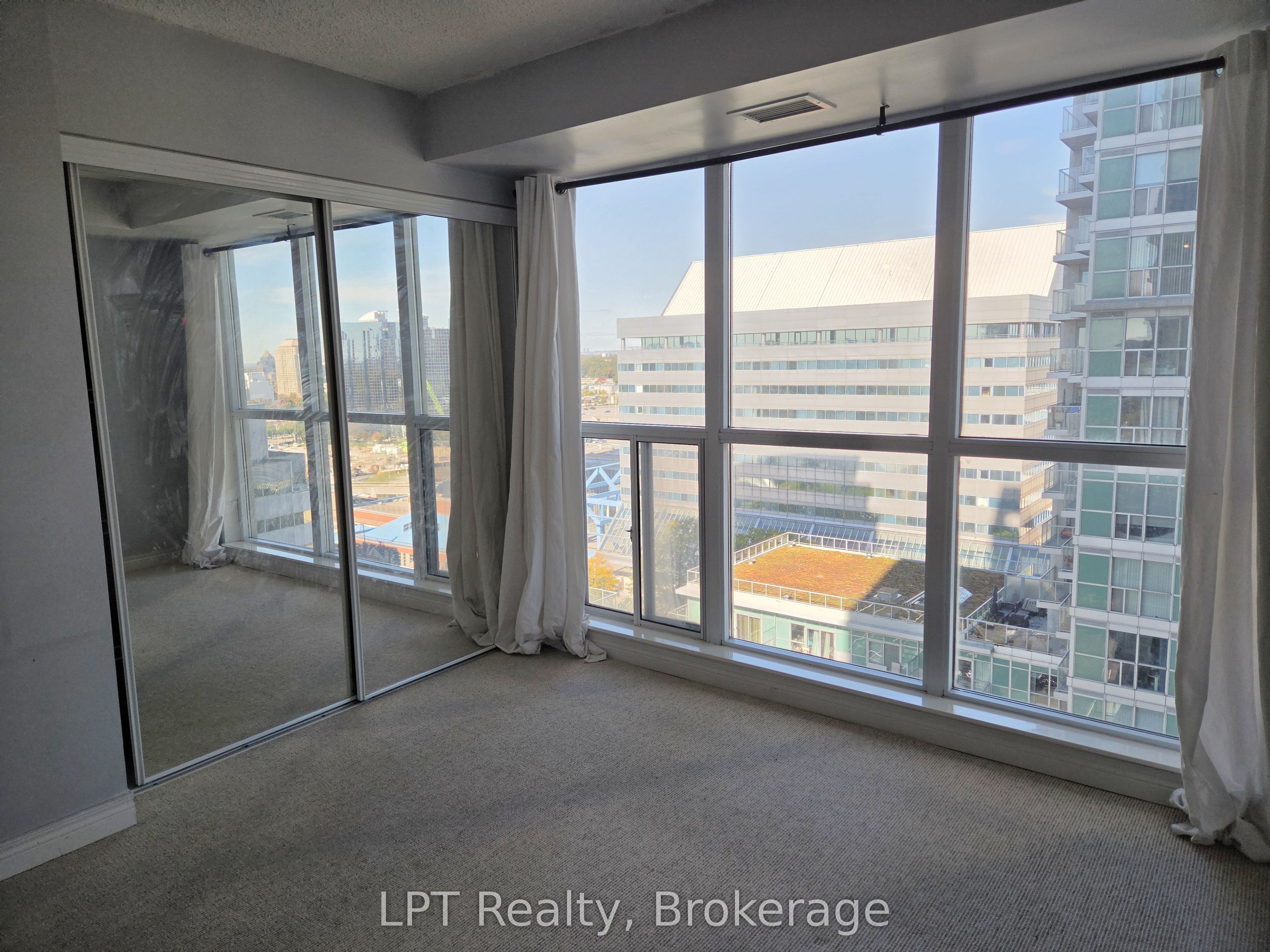 50 Town Centre Court 1504 Property Photo 12