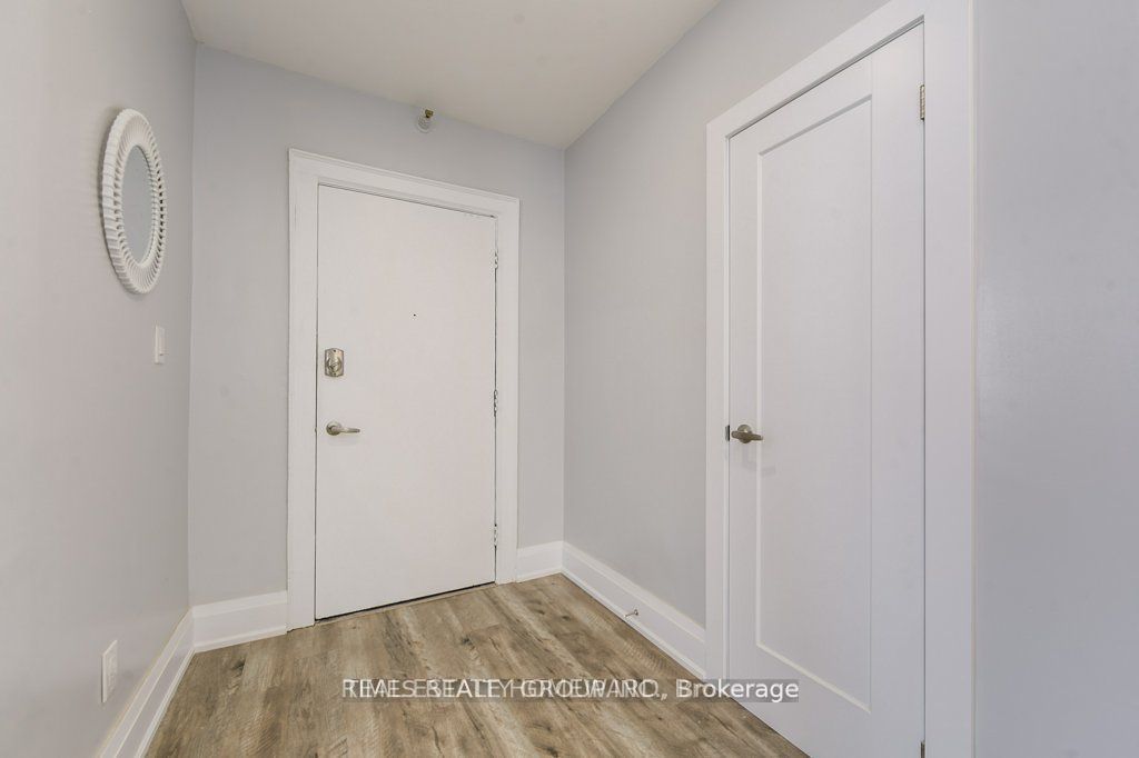 1492 Dundas Street E 1 Property Photo 8