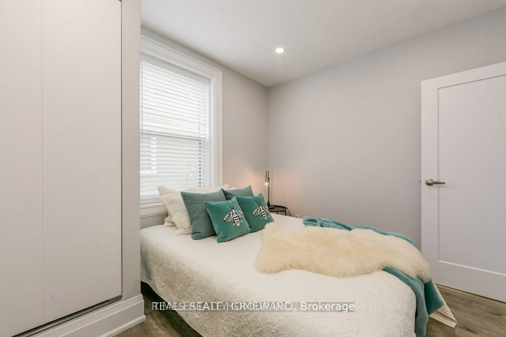 1492 Dundas Street E 1 Property Photo 9
