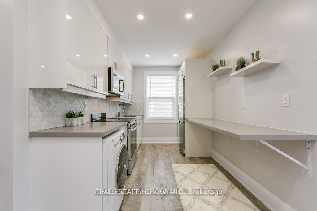 1492 Dundas Street E 1 Property Photo 10