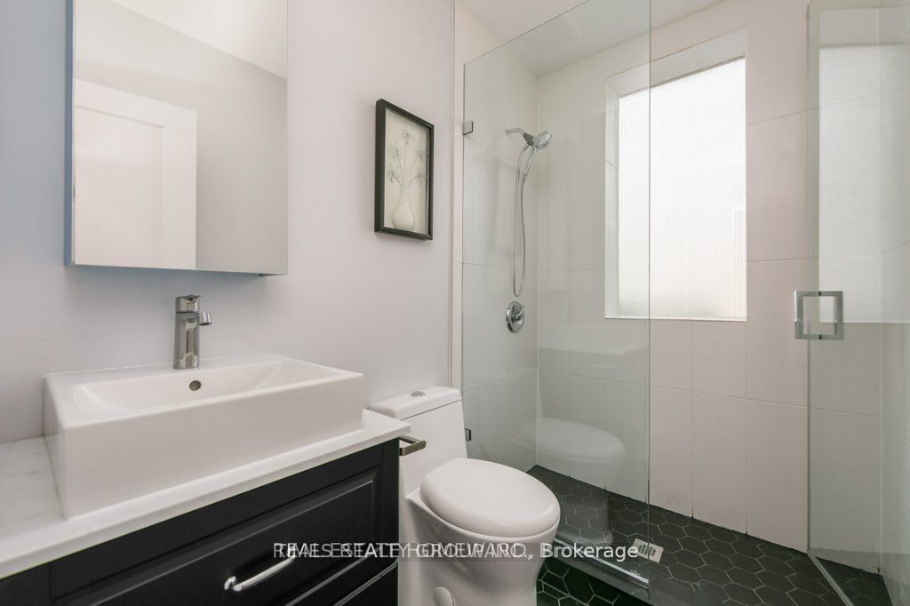 1492 Dundas Street E 1 Property Photo 11