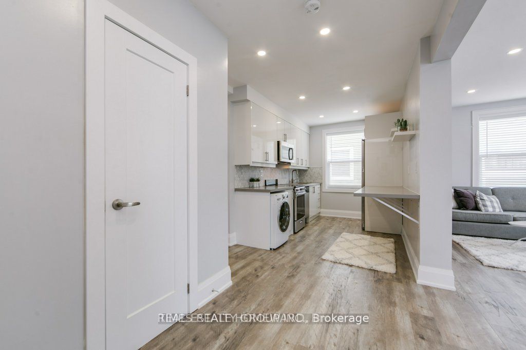 1492 Dundas Street E 1 Property Photo 12