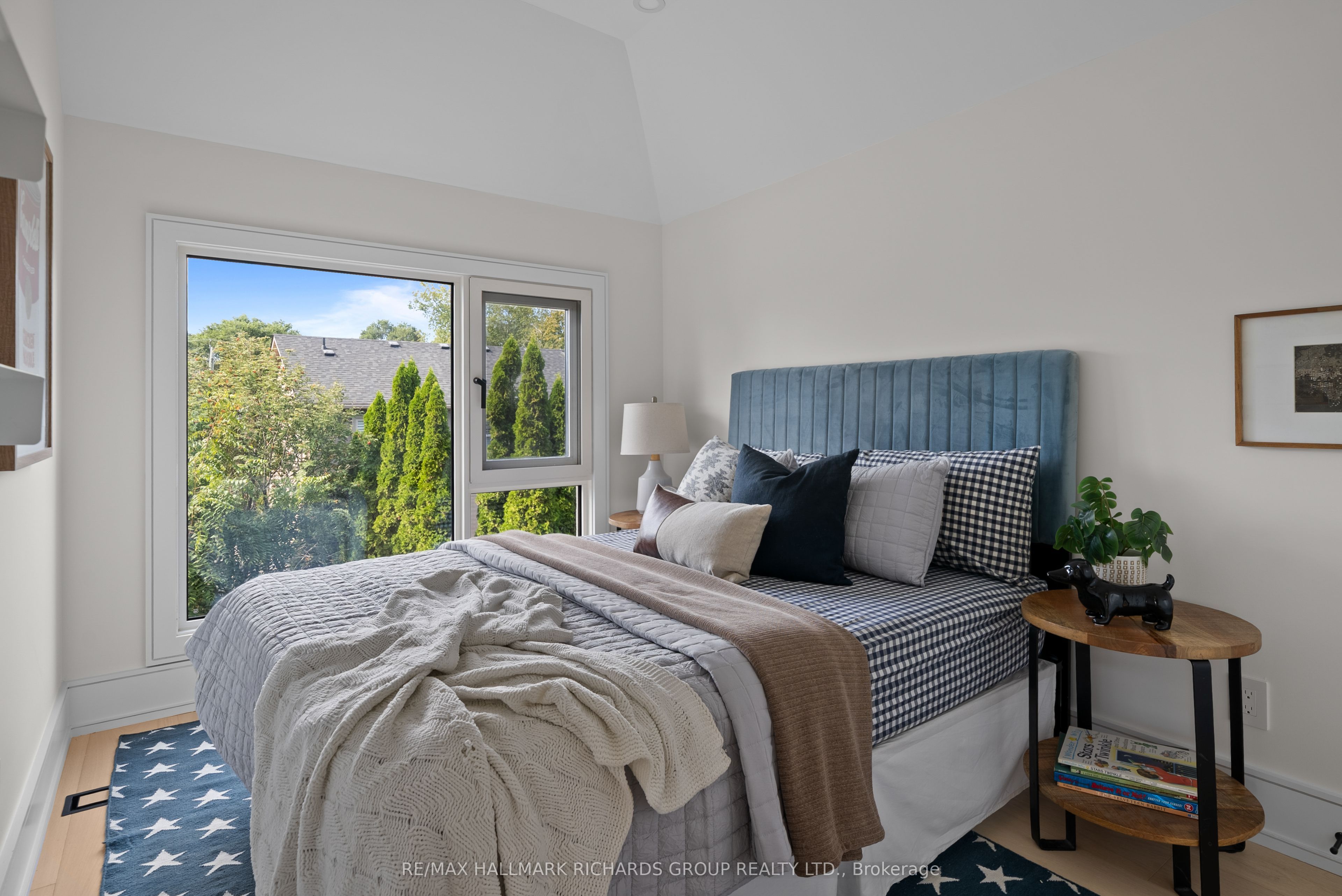 44 Sunnypoint Crescent Property Photo 15