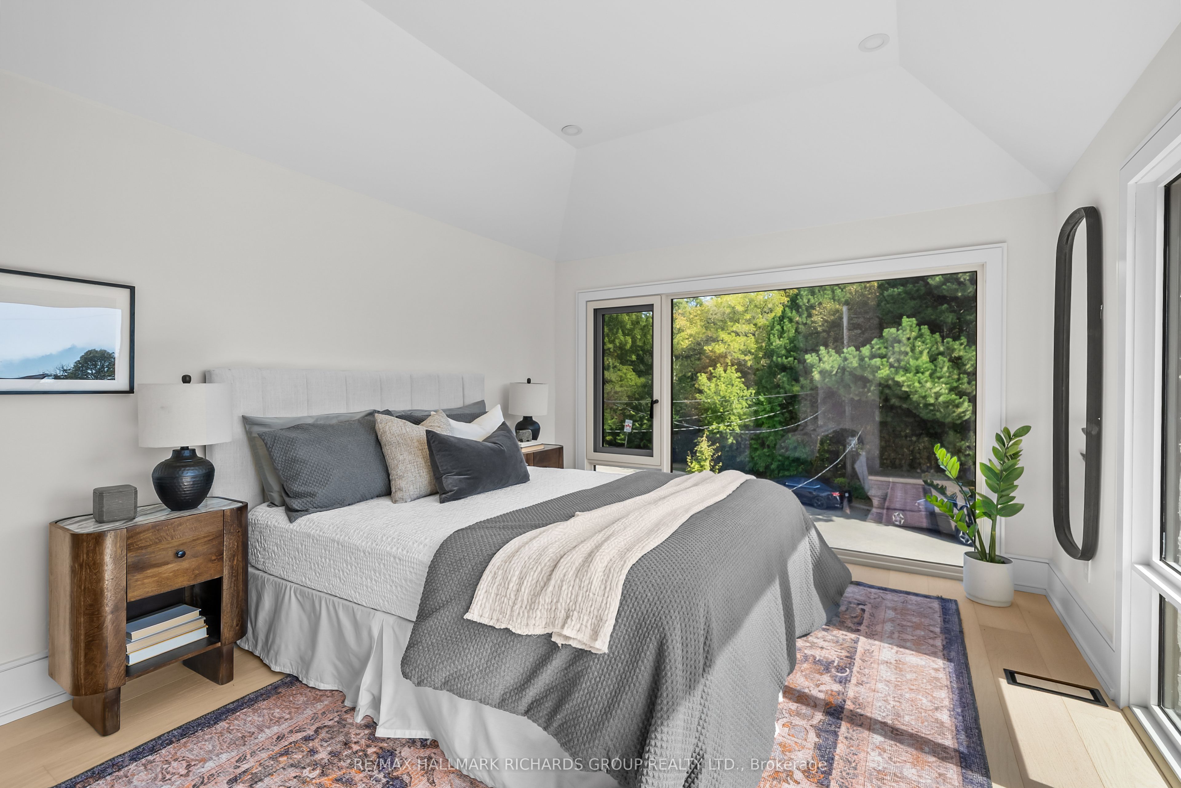 44 Sunnypoint Crescent Property Photo 16