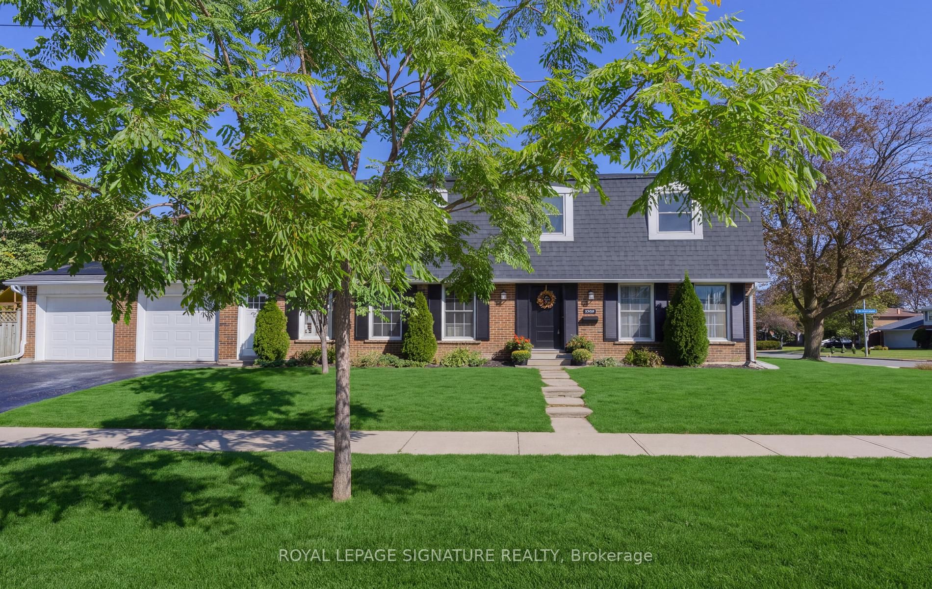 1 Kenmanor Boulevard Property Photo 1