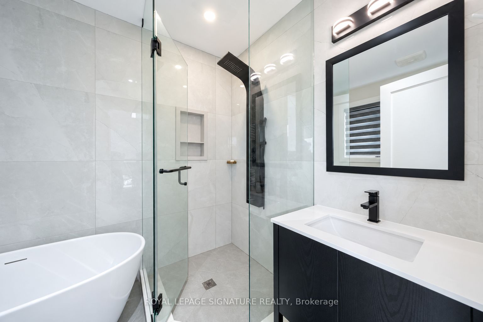540b Pharmacy Avenue Property Photo 24