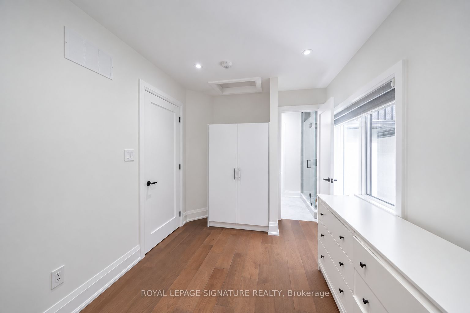 540b Pharmacy Avenue Property Photo 27