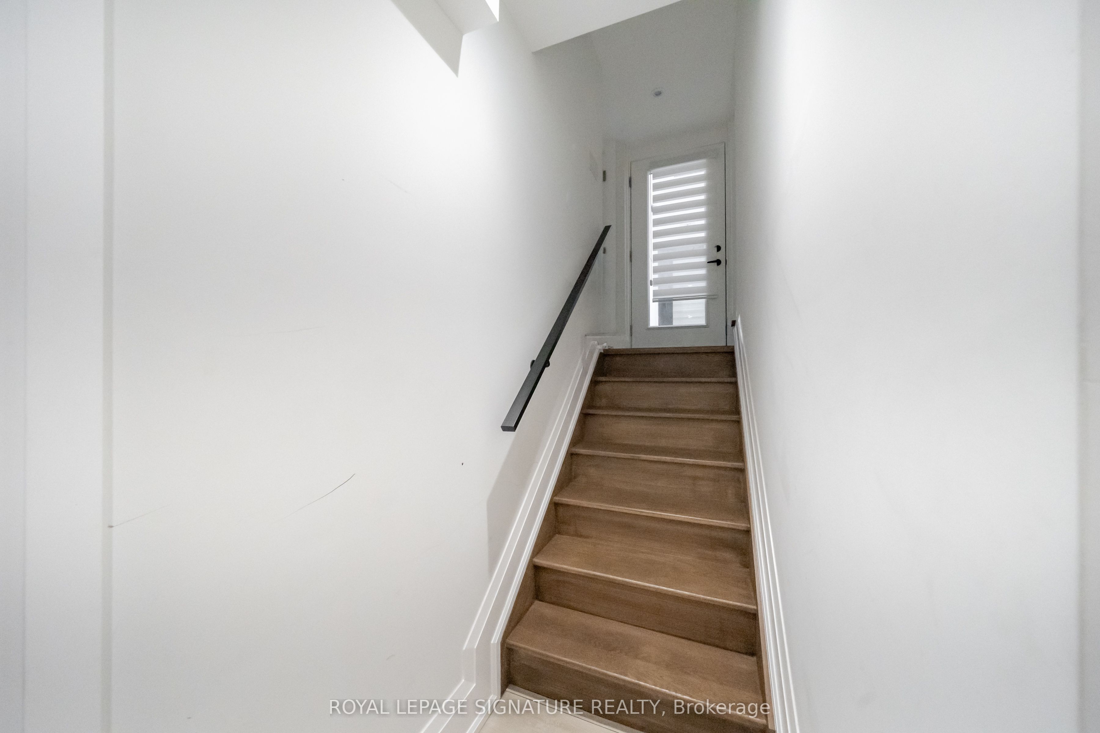 540b Pharmacy Avenue Property Photo 34