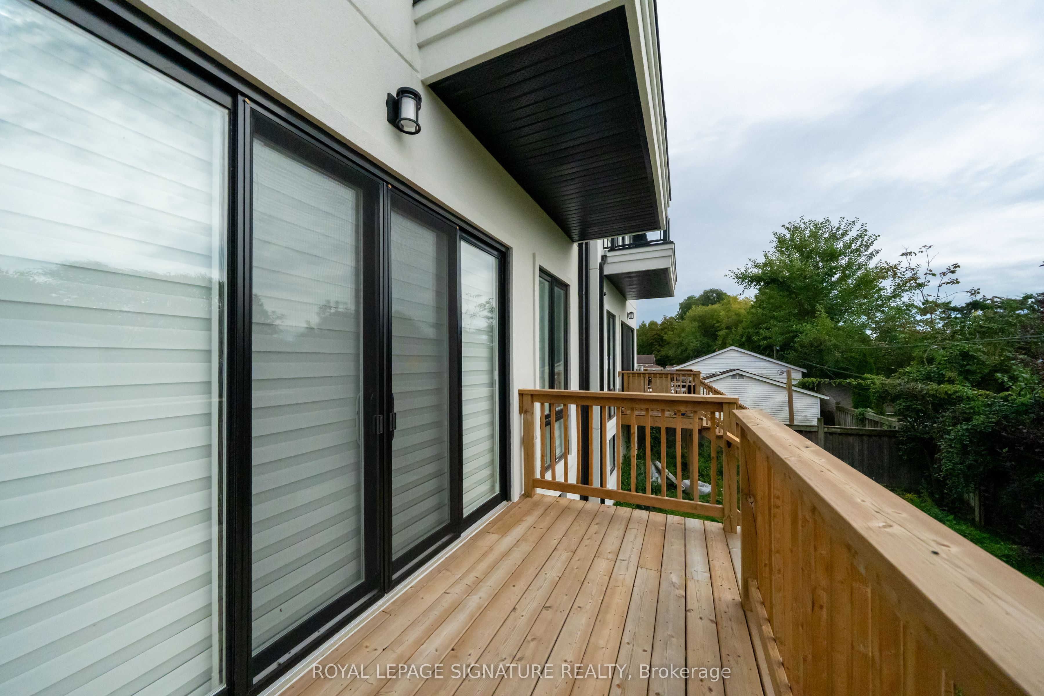540b Pharmacy Avenue Property Photo 45
