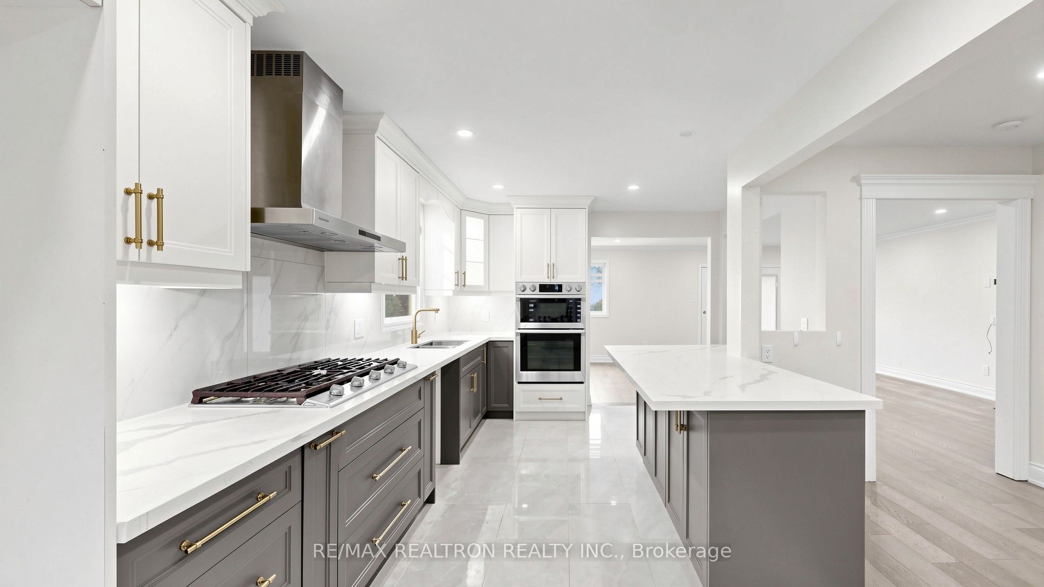 72 Halfmoon Square Property Photo 10